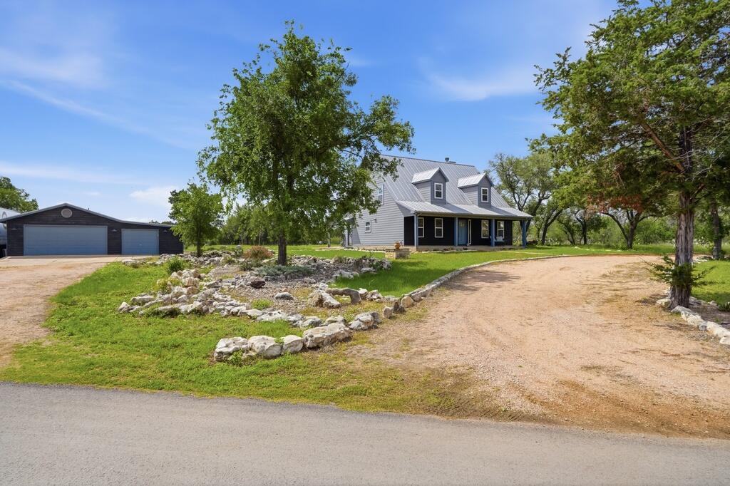 25429 Cove Dr, Spicewood, TX 78669