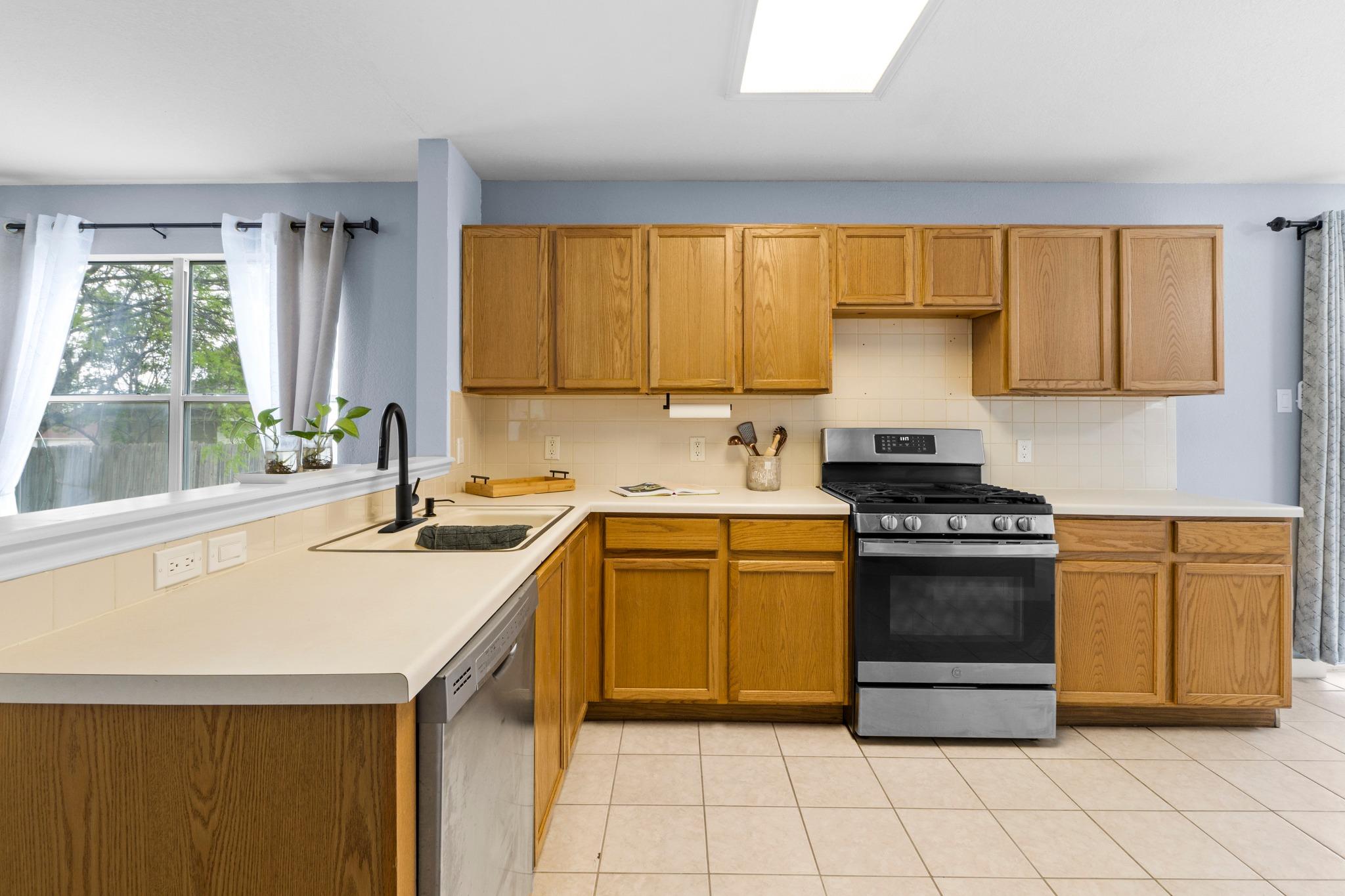 3811 Laurel Ridge Dr, Round Rock, TX 78665