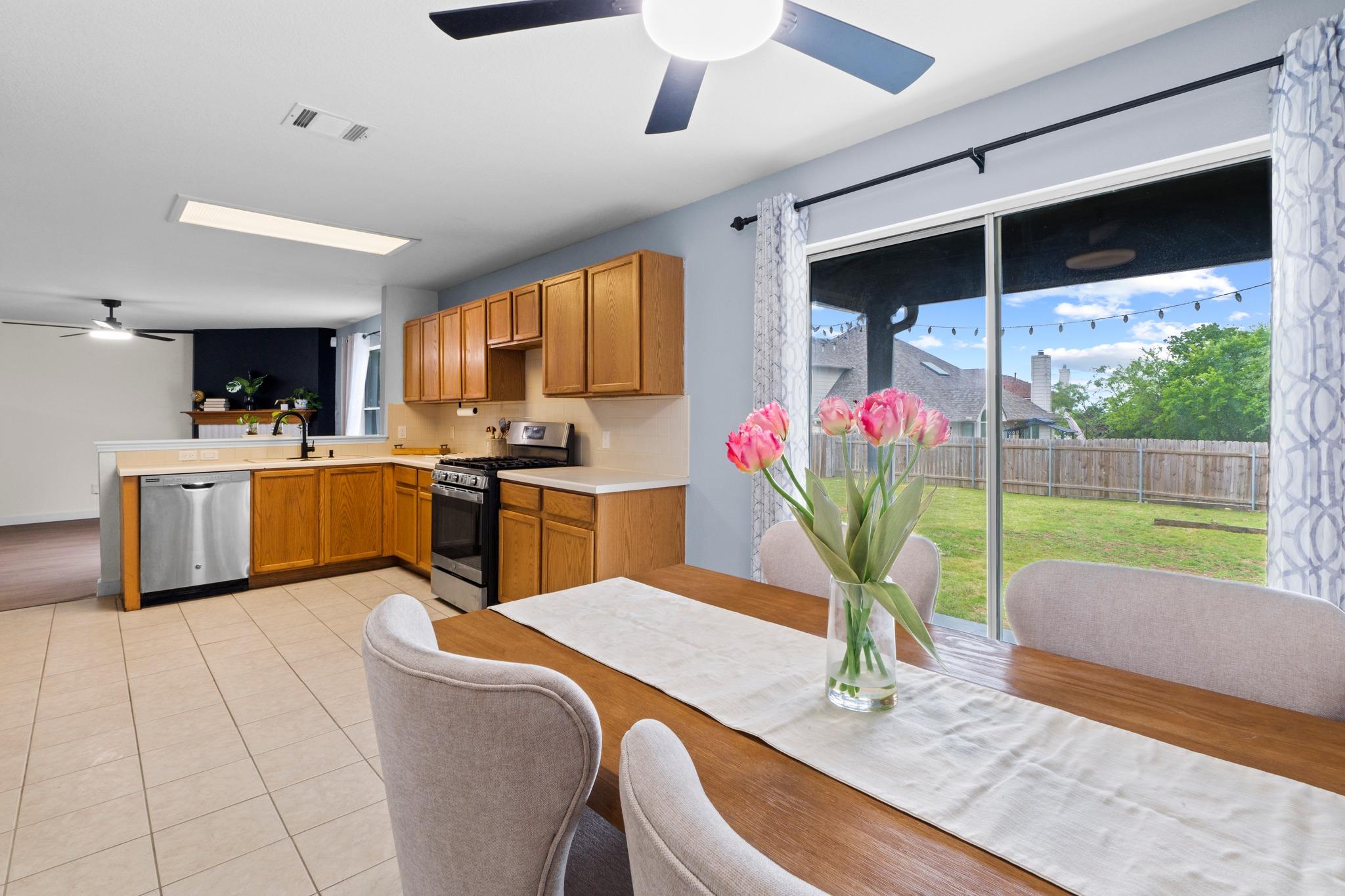 3811 Laurel Ridge Dr, Round Rock, TX 78665