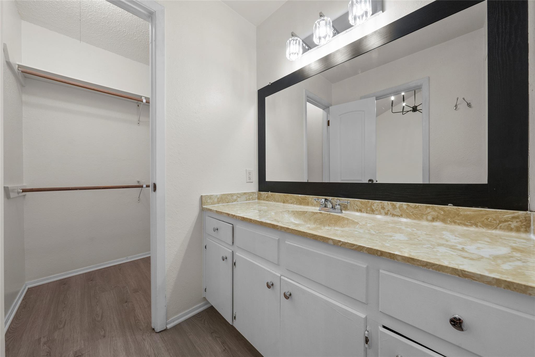 12906 Irongate Ave, Austin, TX 78727