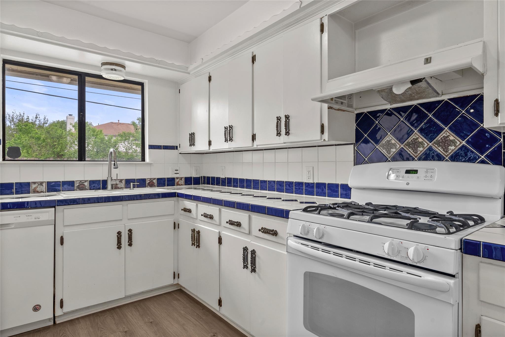 12906 Irongate Ave, Austin, TX 78727