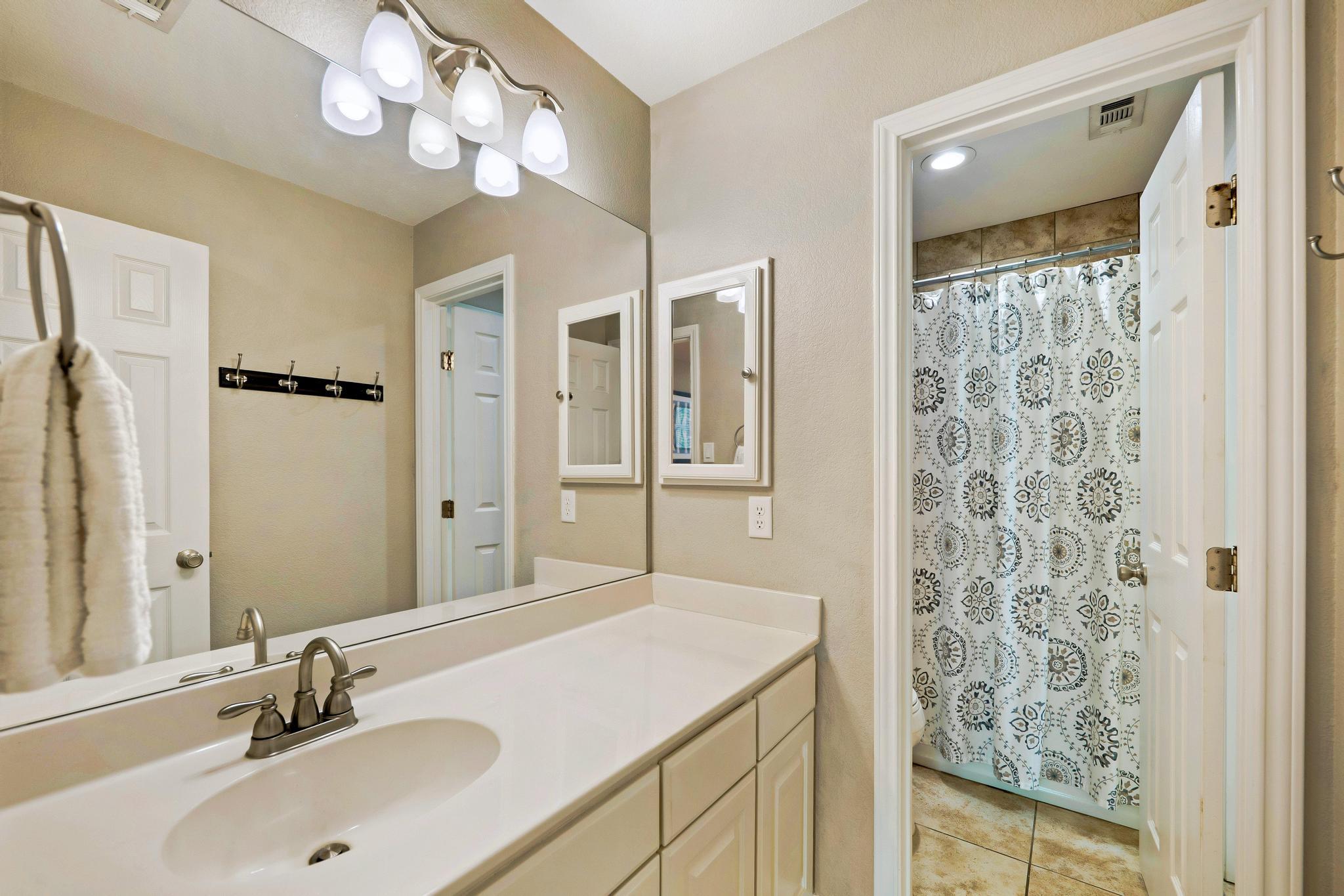 3413 Zebecca Creek Dr, Austin, TX 78732