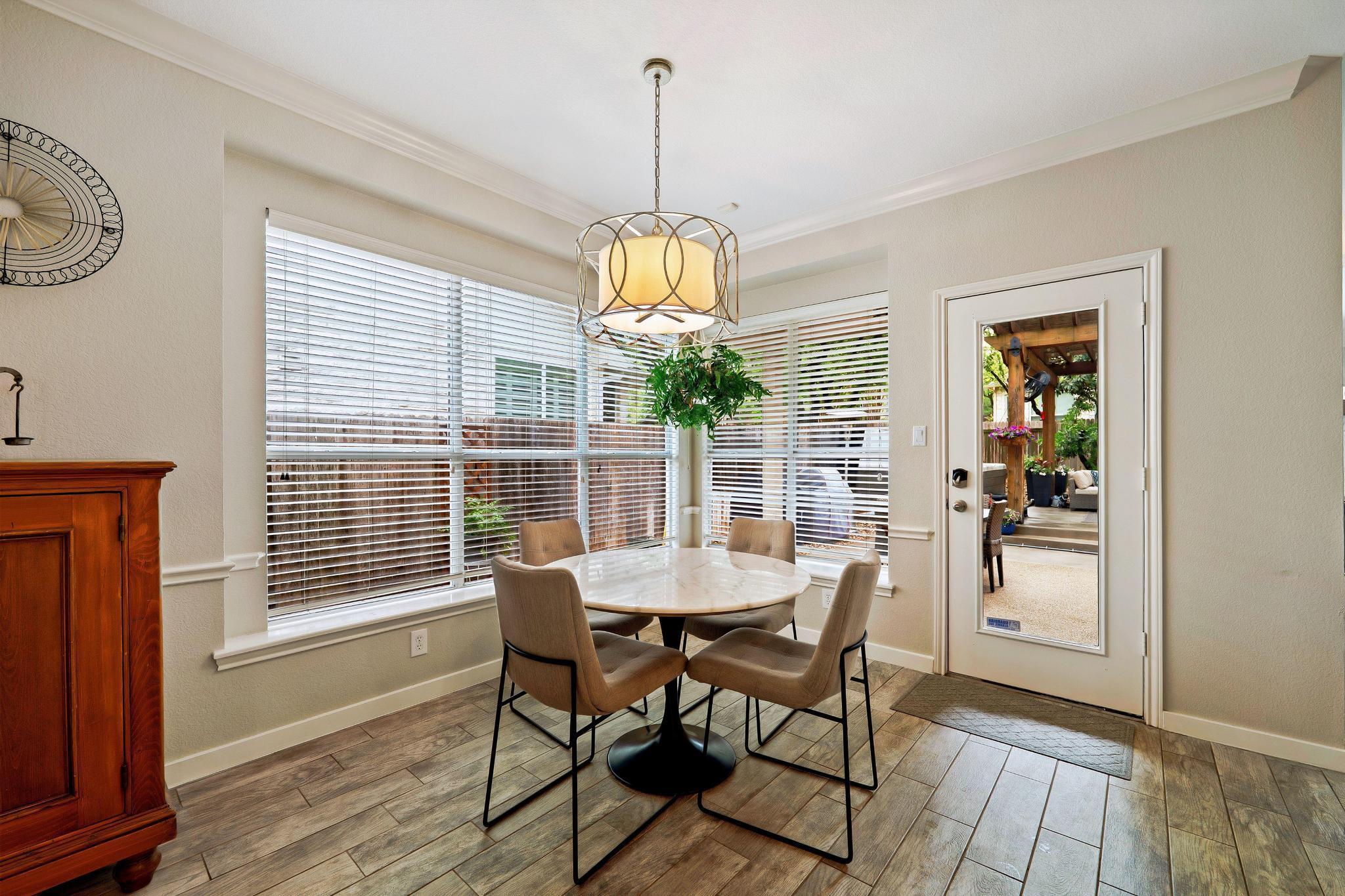 3413 Zebecca Creek Dr, Austin, TX 78732