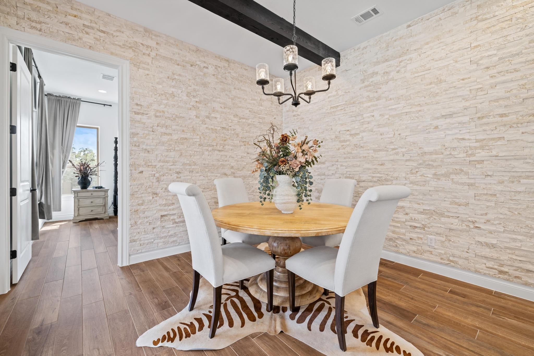 925 Indian Hawthorne Dr # GH-39, Georgetown, TX 78628