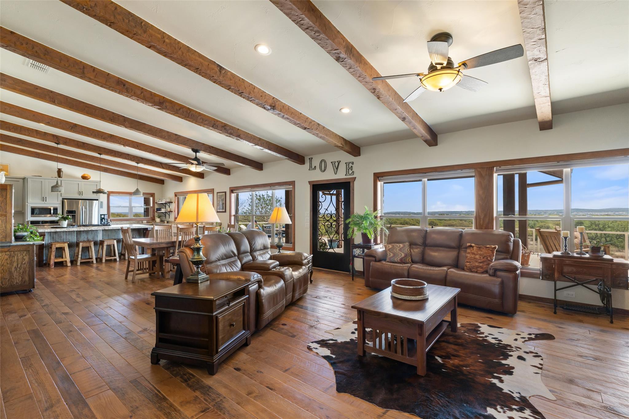 546 Lazy Oak Rd, Johnson City, TX 78636