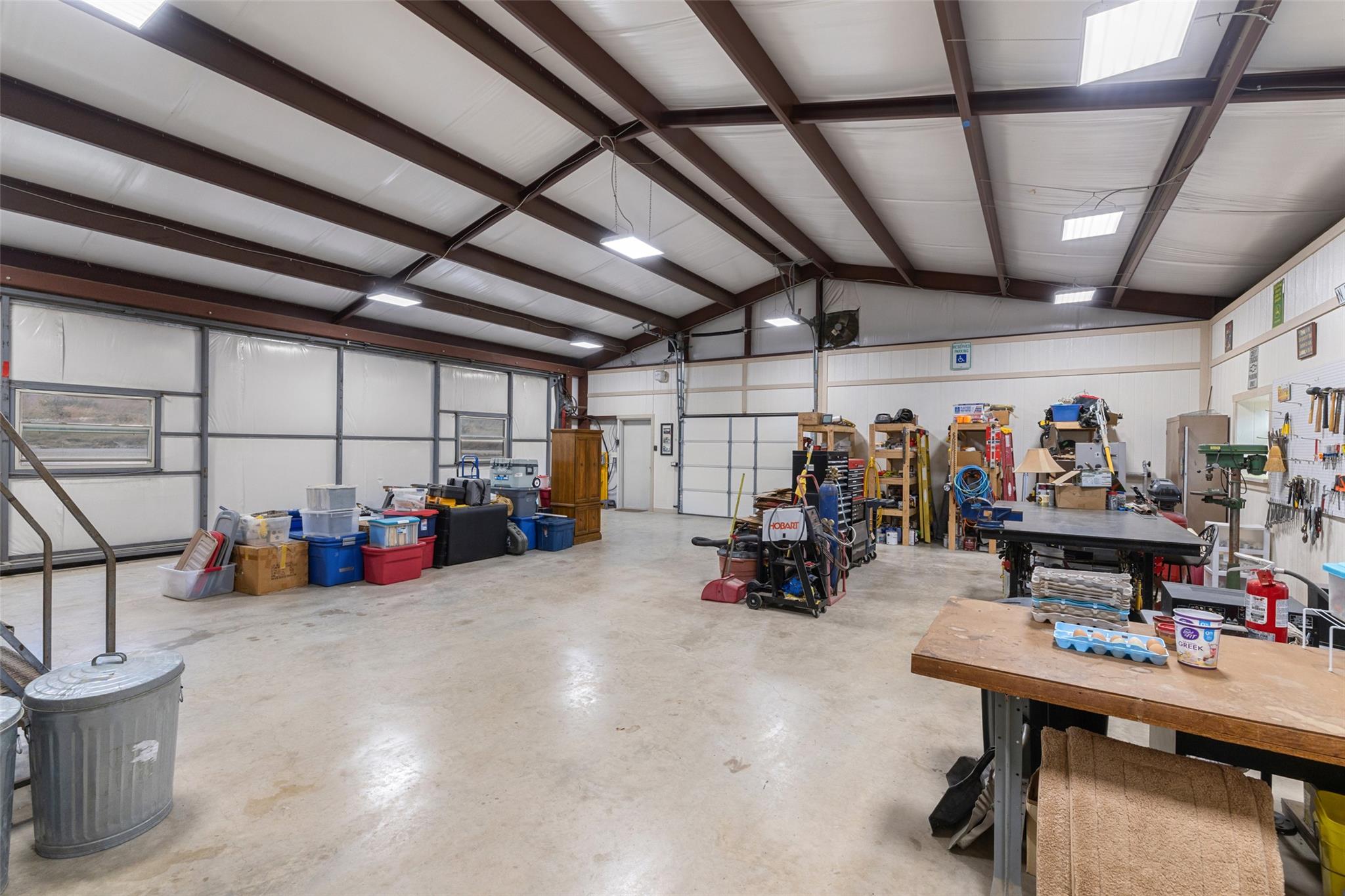 546 Lazy Oak Rd, Johnson City, TX 78636