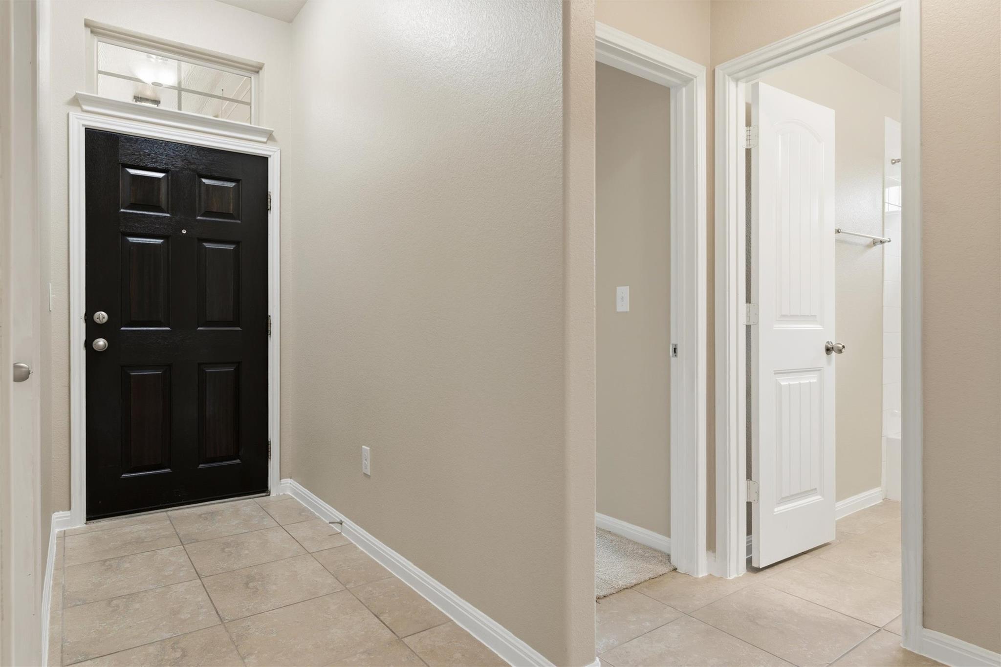 633 Carly Ann Ln, Leander, TX 78641