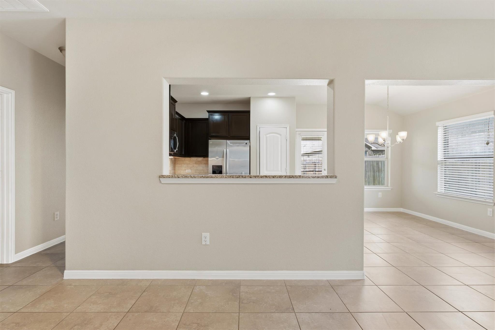 633 Carly Ann Ln, Leander, TX 78641