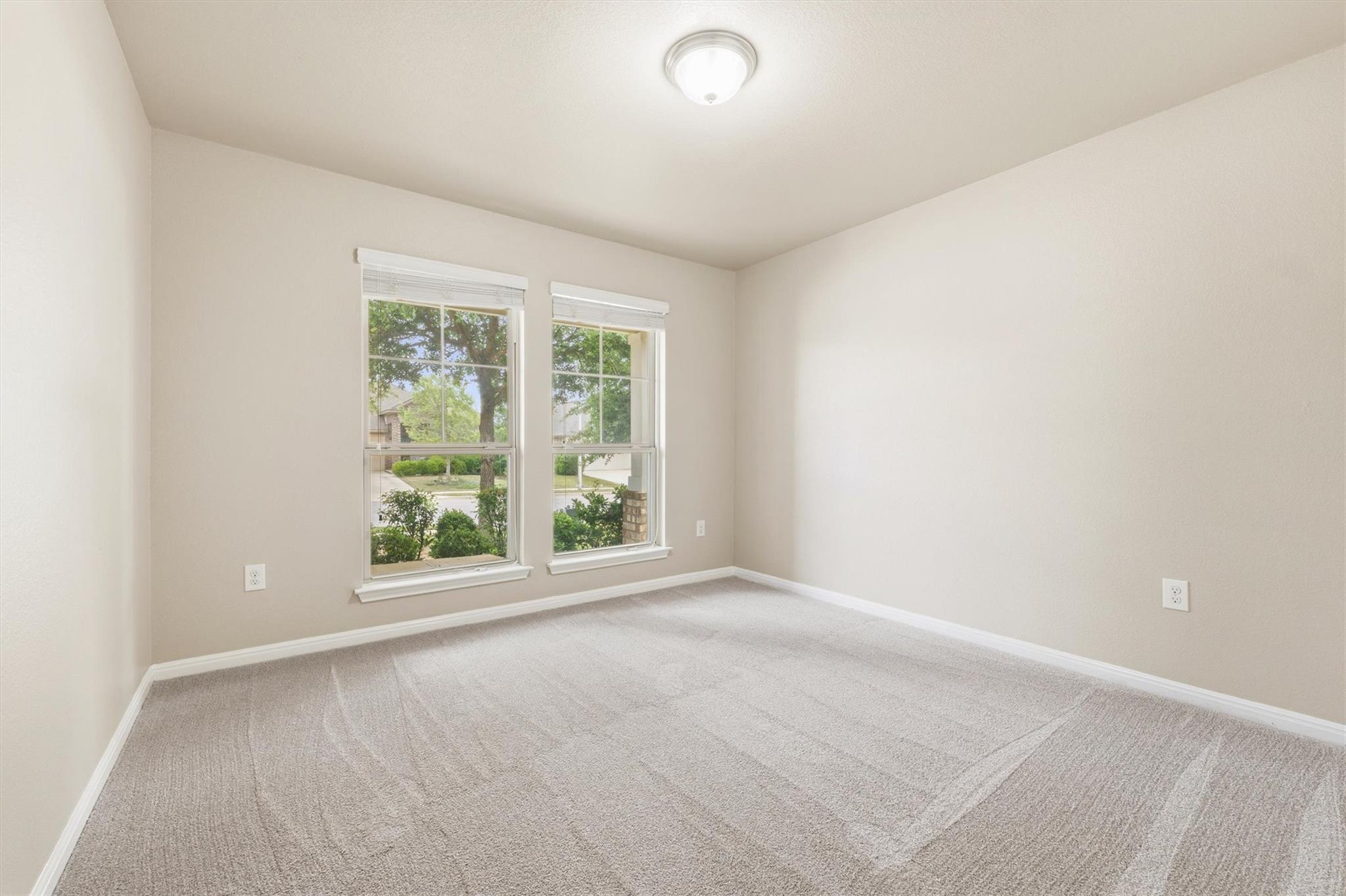 633 Carly Ann Ln, Leander, TX 78641