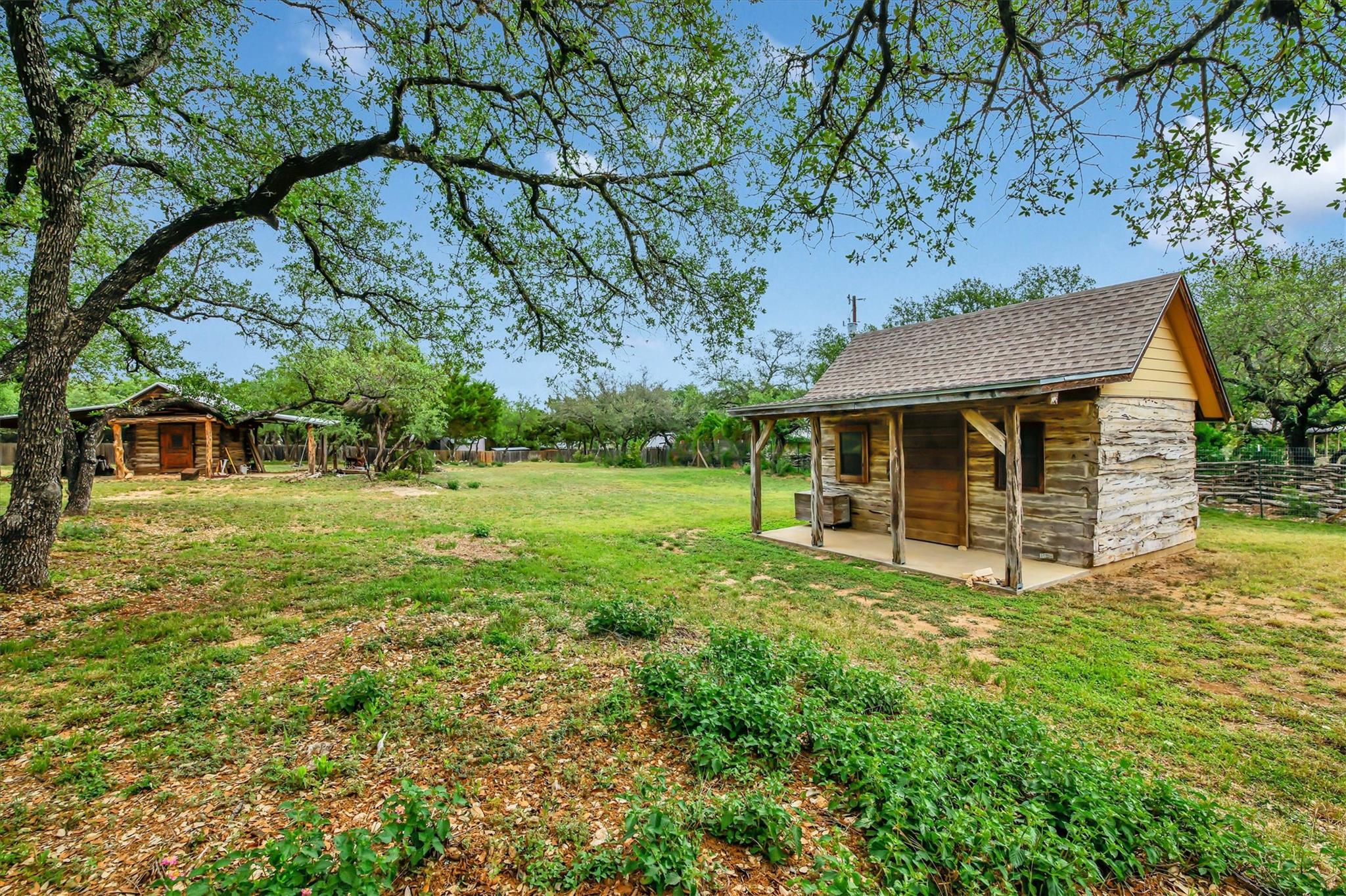 3016 Tradewind Dr, Spicewood, TX 78669
