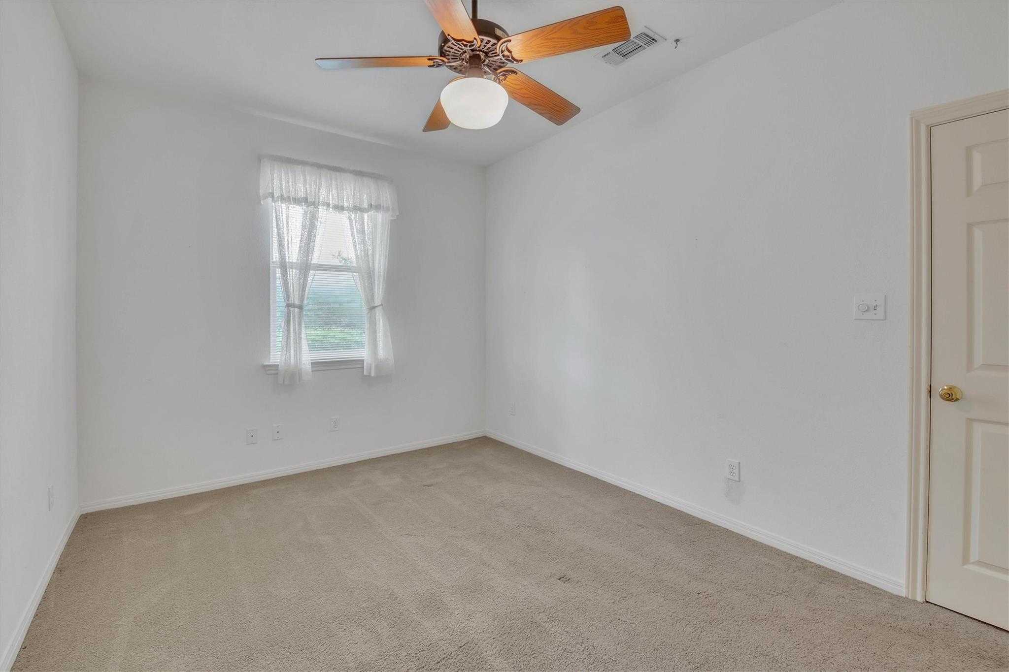 3016 Tradewind Dr, Spicewood, TX 78669