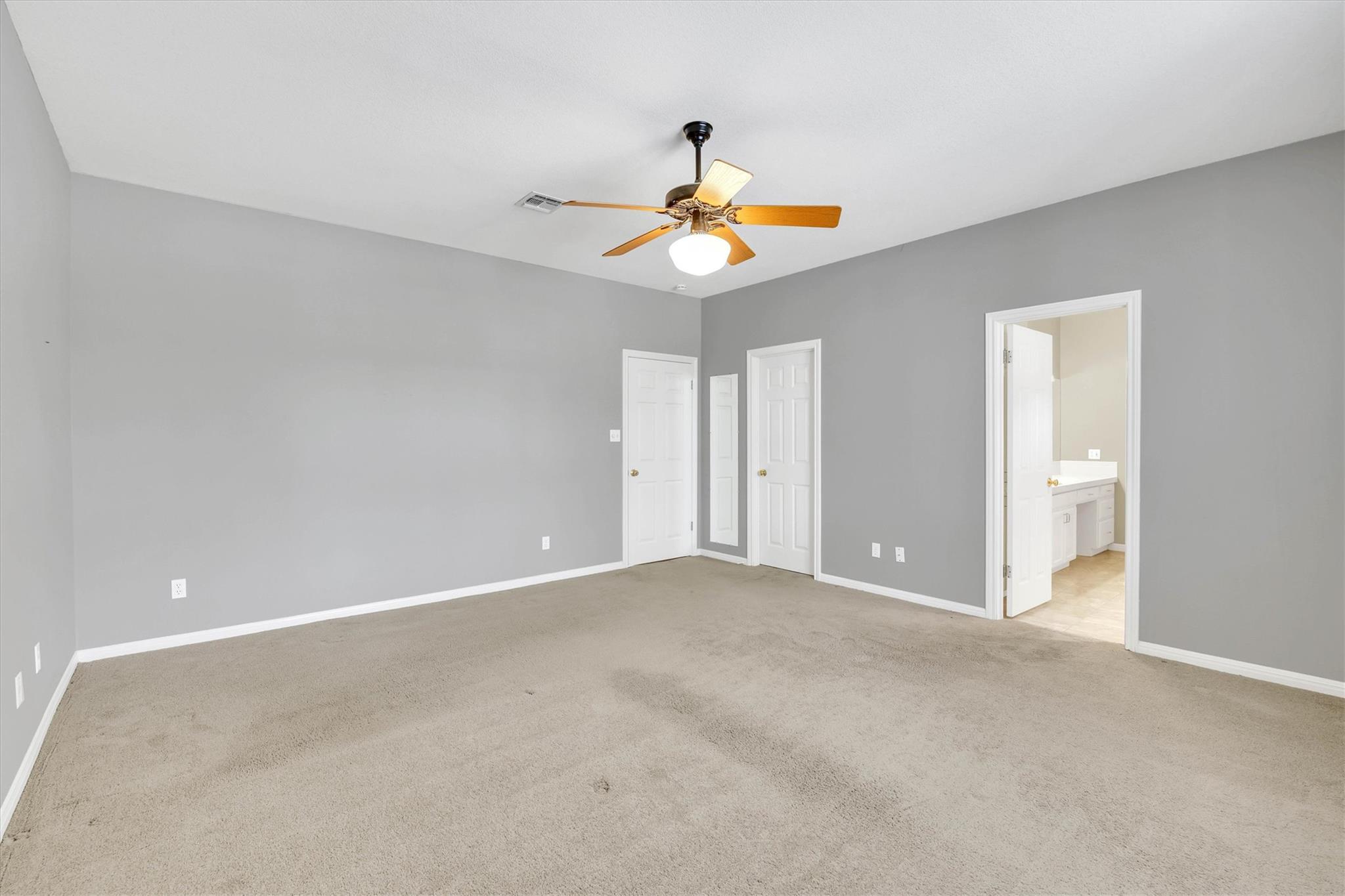 3016 Tradewind Dr, Spicewood, TX 78669