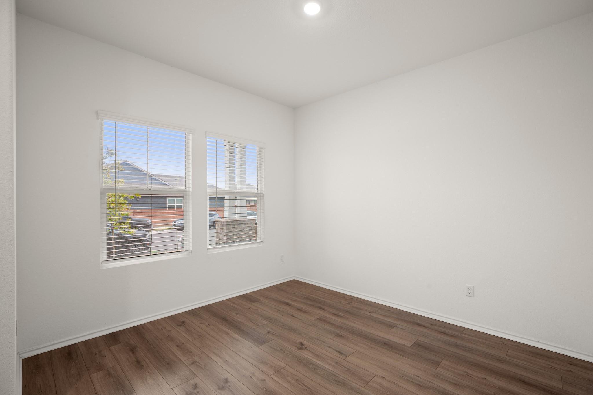 201 Mendoza, Kyle, TX 78640