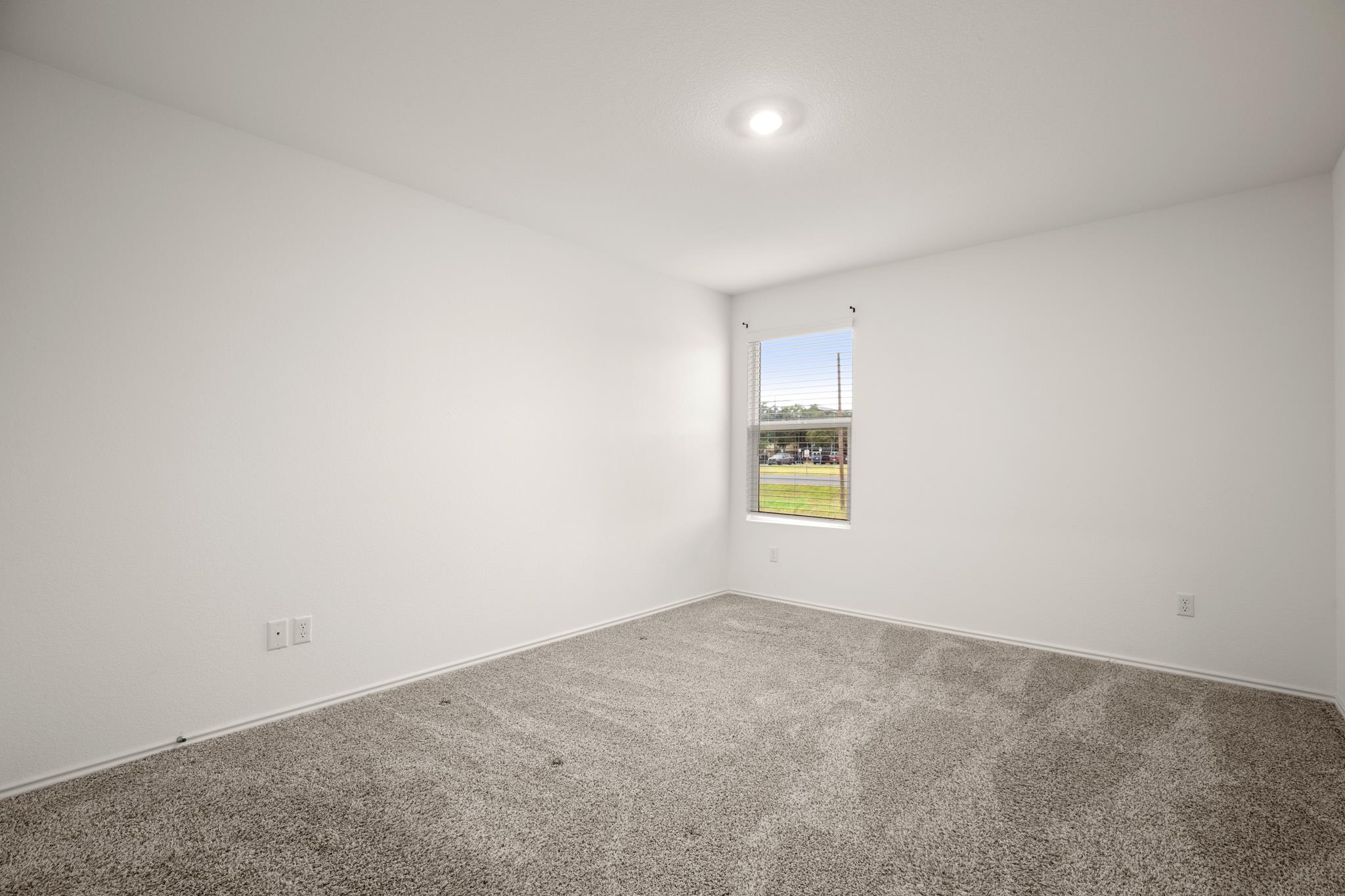 201 Mendoza, Kyle, TX 78640