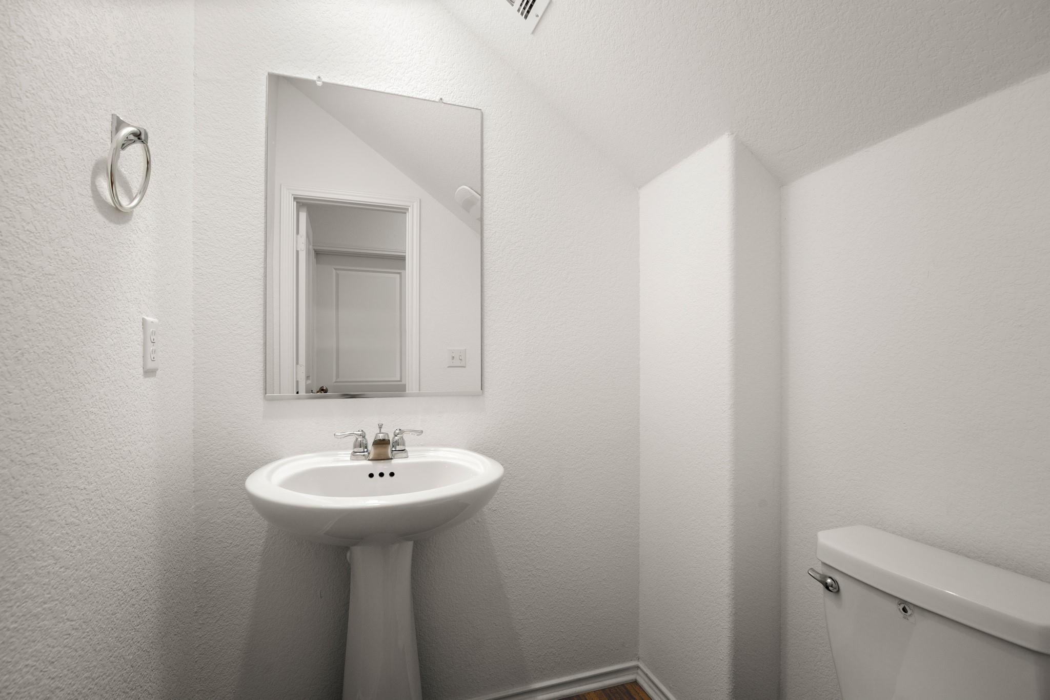 201 Mendoza, Kyle, TX 78640