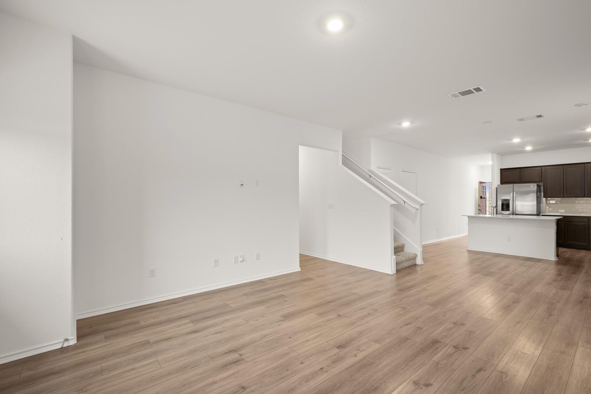 201 Mendoza, Kyle, TX 78640