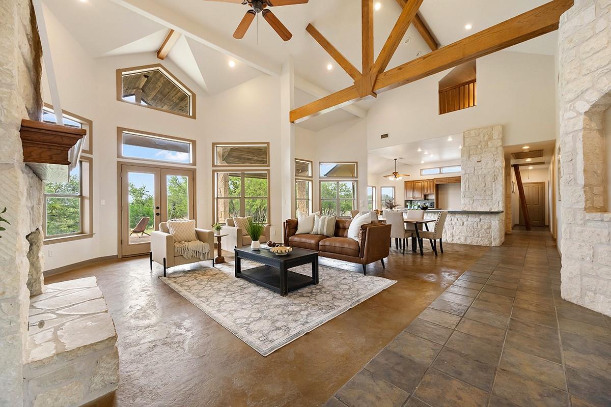 101 Maheo Way, Dripping Springs, TX 78620