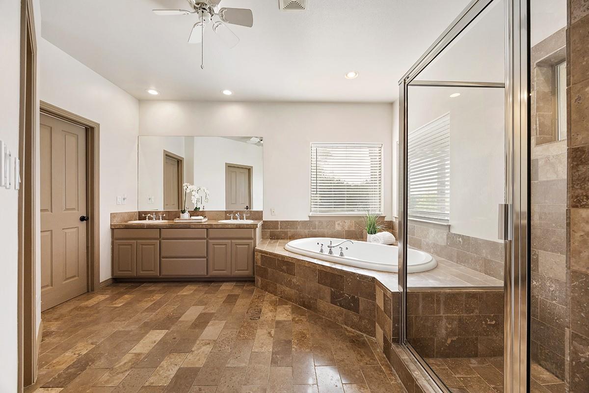 101 Maheo Way, Dripping Springs, TX 78620