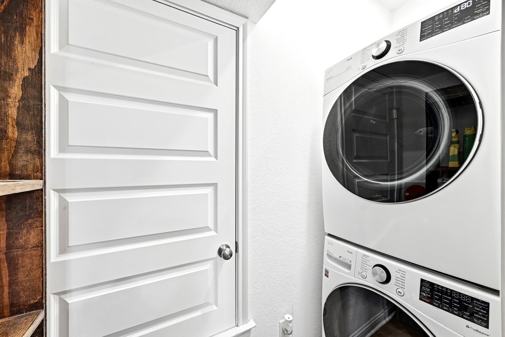 8009 Mellencamp Dr # 212, Austin, TX 78744