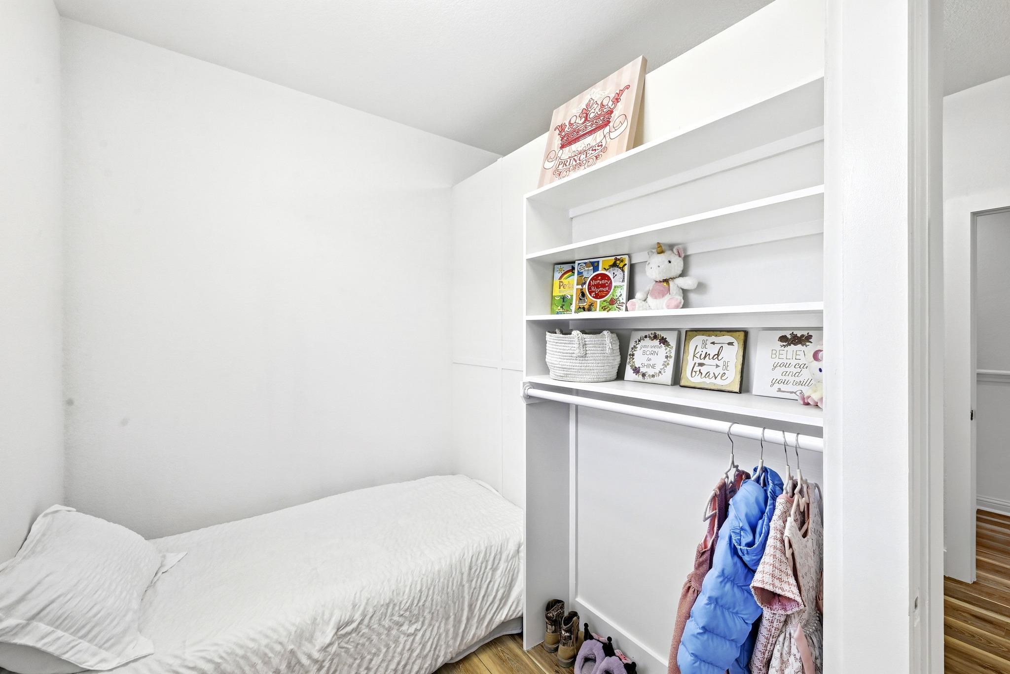 8009 Mellencamp Dr # 212, Austin, TX 78744