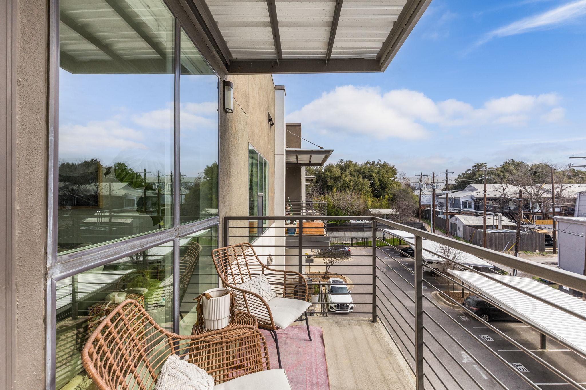 207 W Johanna St # 306, Austin, TX 78704