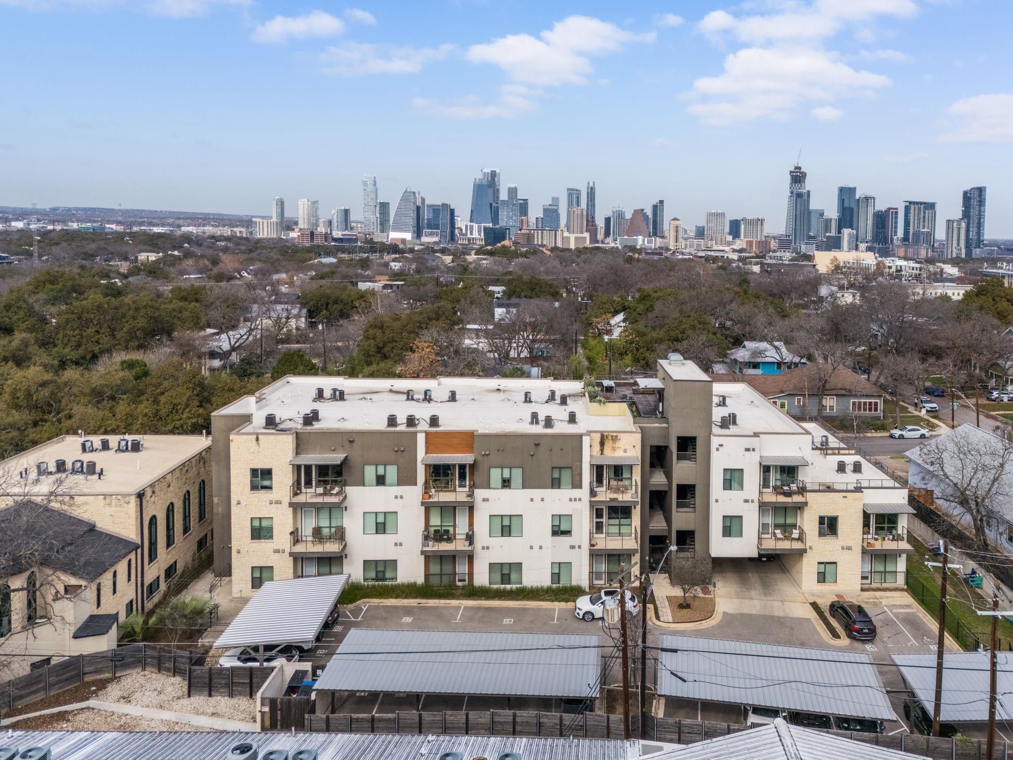 207 W Johanna St # 306, Austin, TX 78704