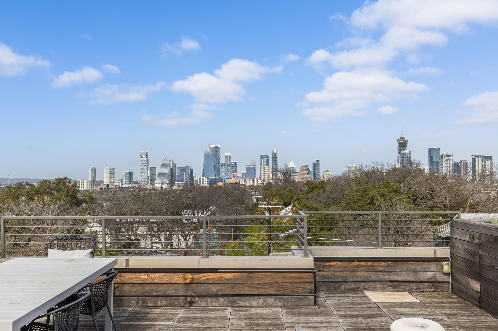 207 W Johanna St # 306, Austin, TX 78704