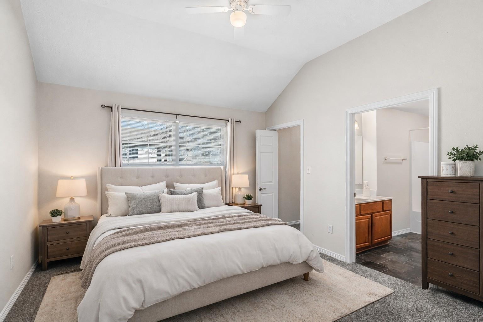 1002 Copperas Bnd, Caldwell, TX 77836