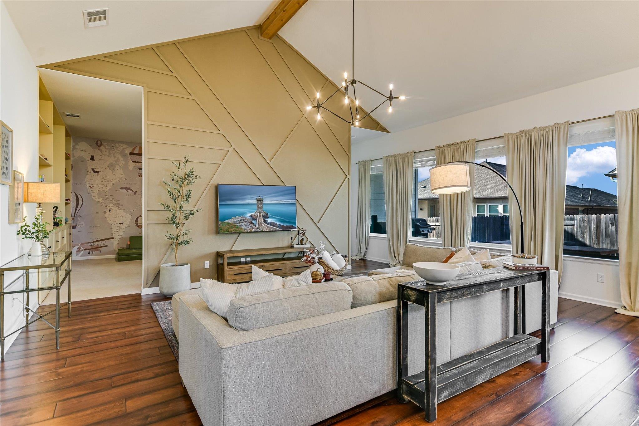 289 Helena Ln, Kyle, TX 78640