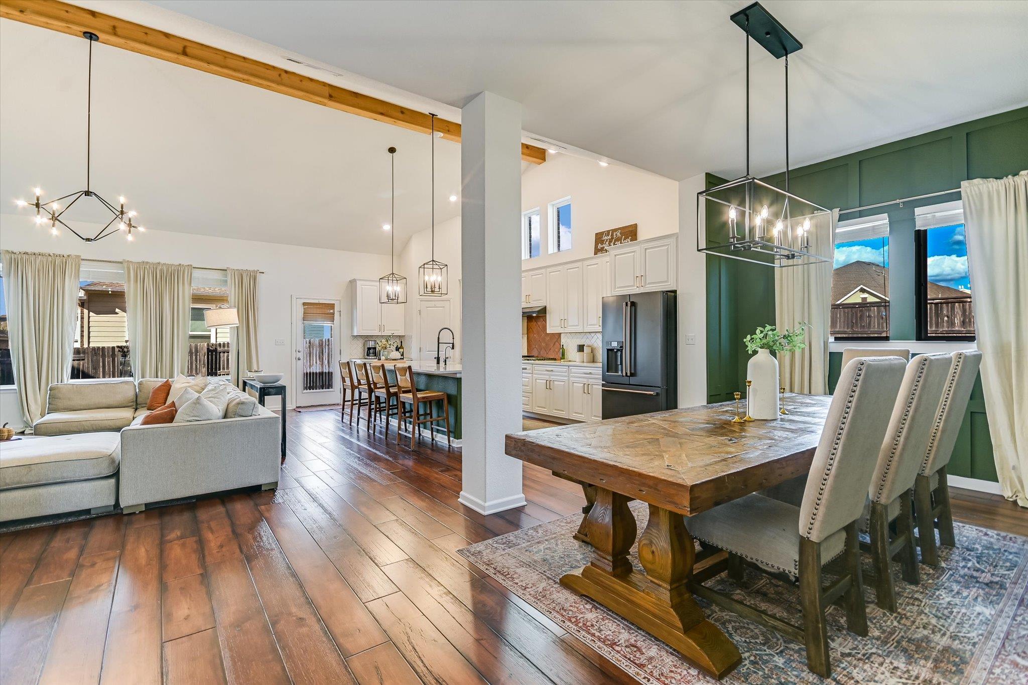 289 Helena Ln, Kyle, TX 78640