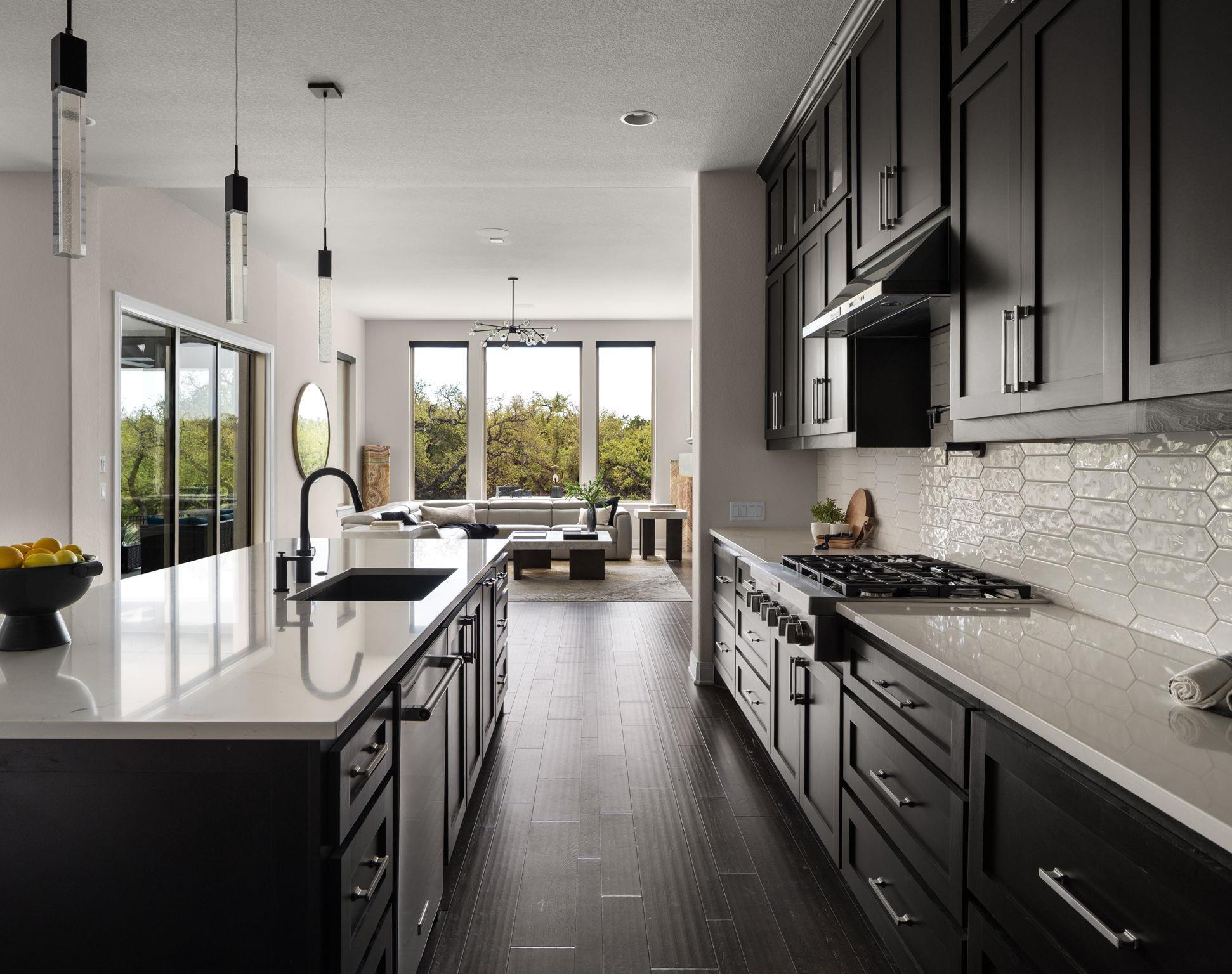 546 Bridge Water Loop, Dripping Springs, TX 78620