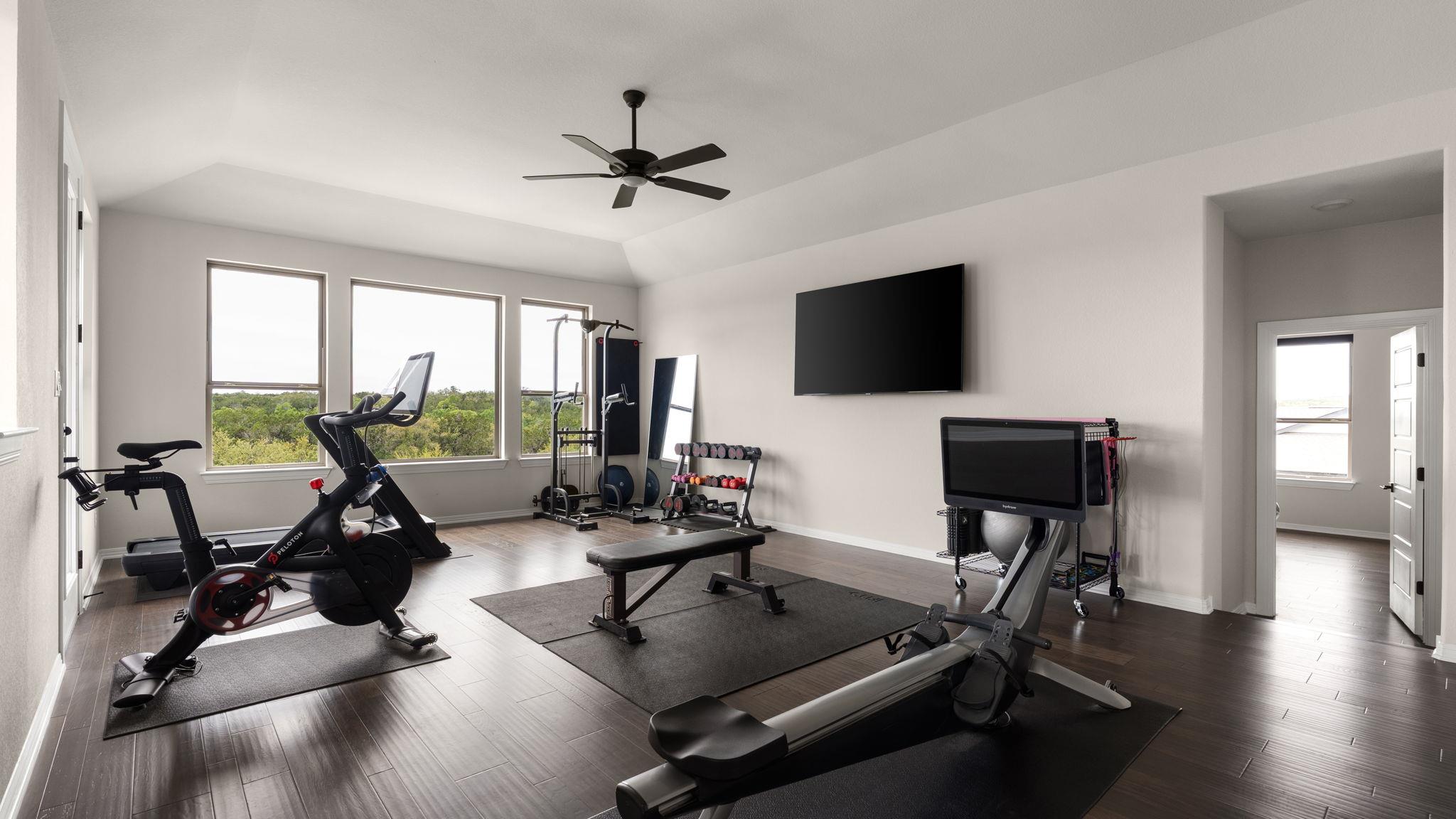 546 Bridge Water Loop, Dripping Springs, TX 78620