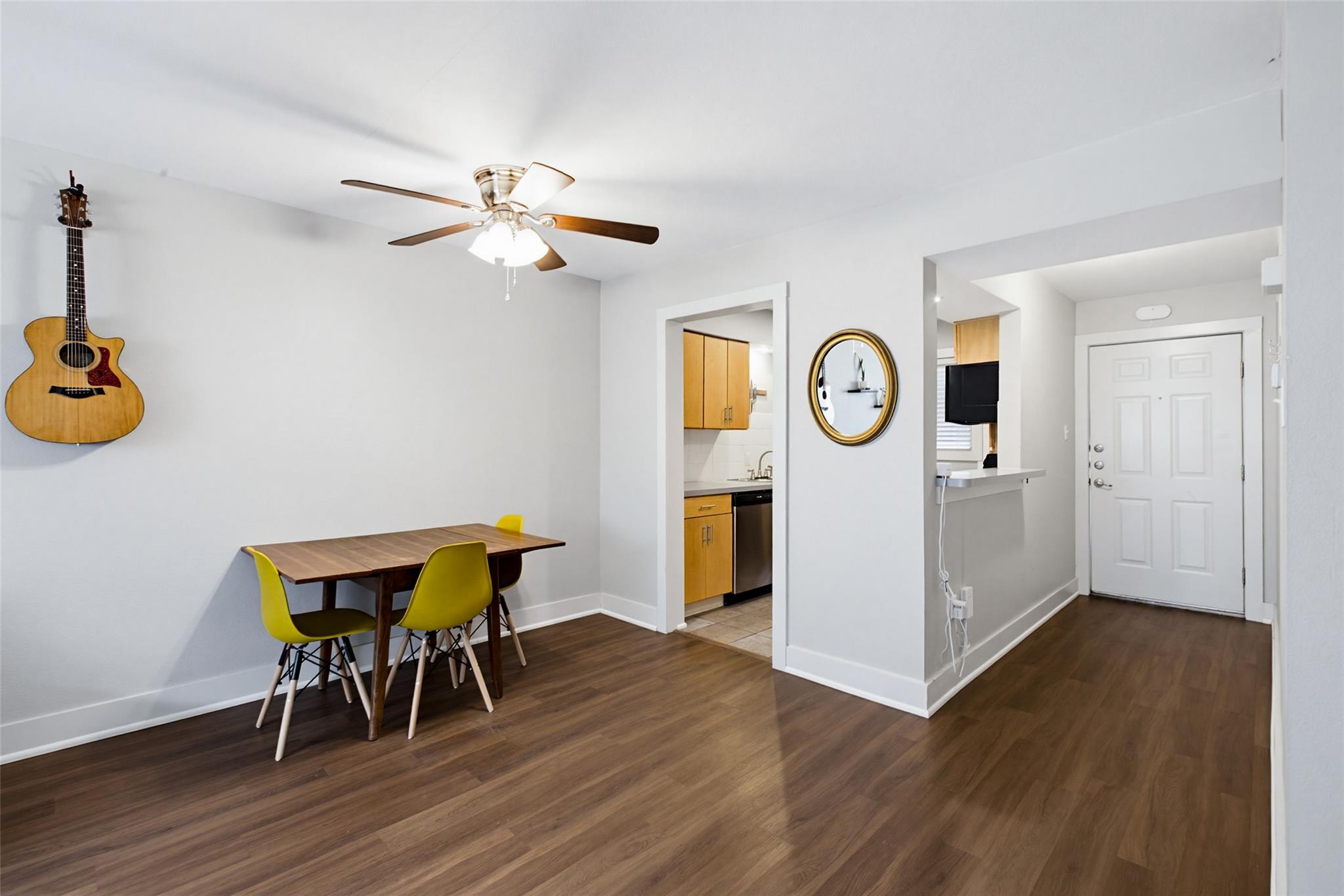 3815 Guadalupe St # 208, Austin, TX 78751