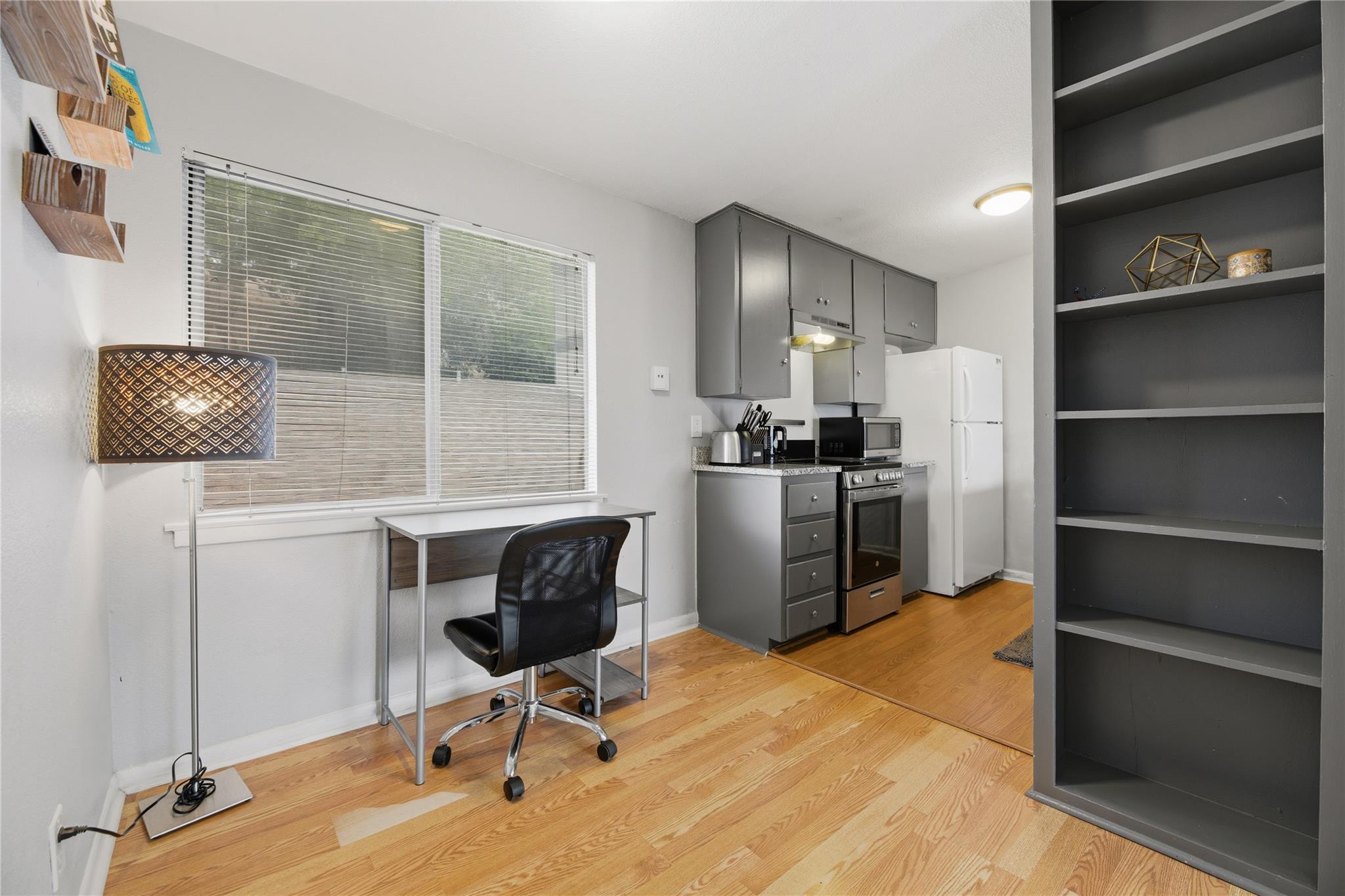 2408 Longview St # 204, Austin, TX 78705