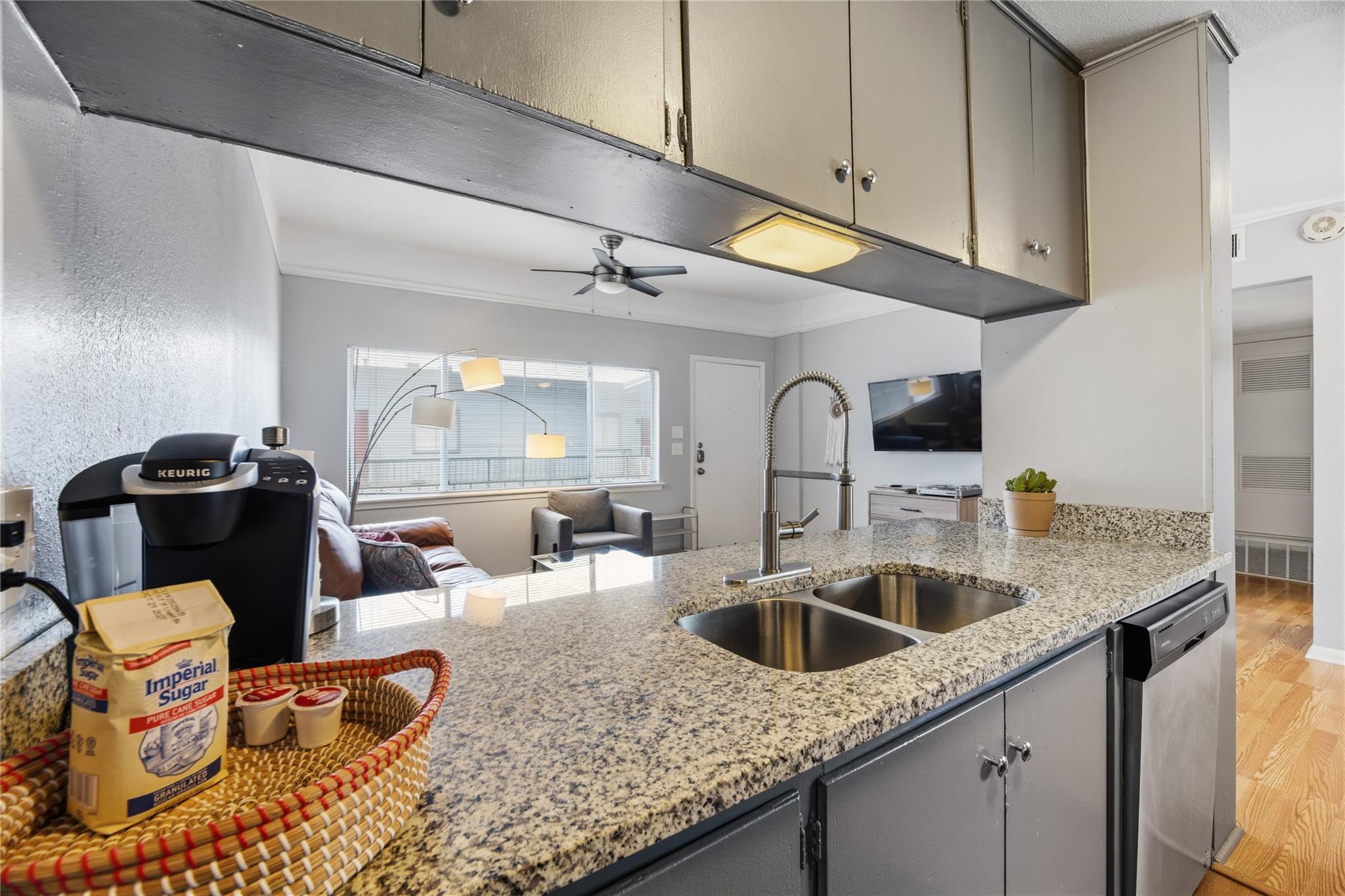 2408 Longview St # 204, Austin, TX 78705