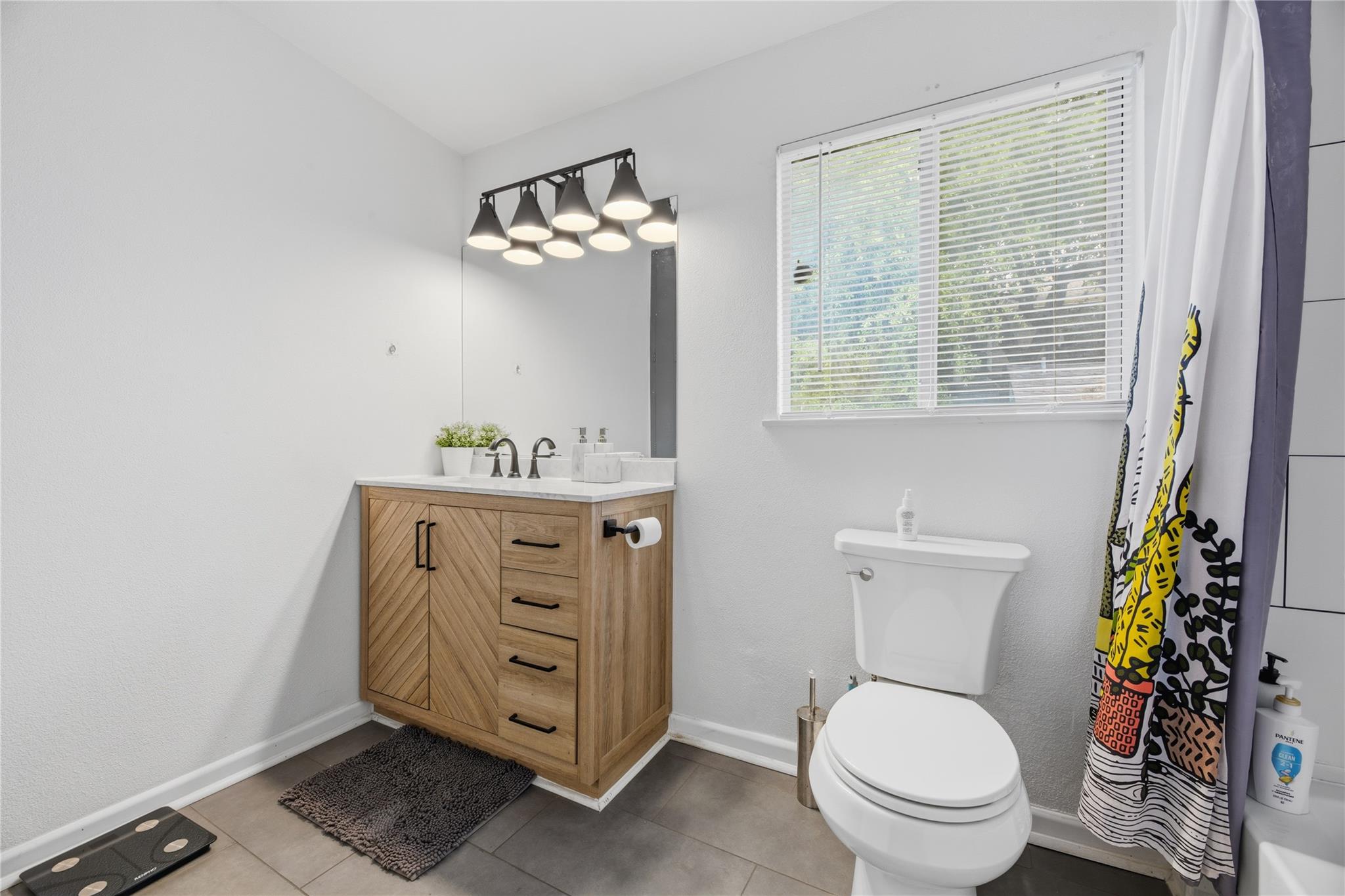 2408 Longview St # 204, Austin, TX 78705