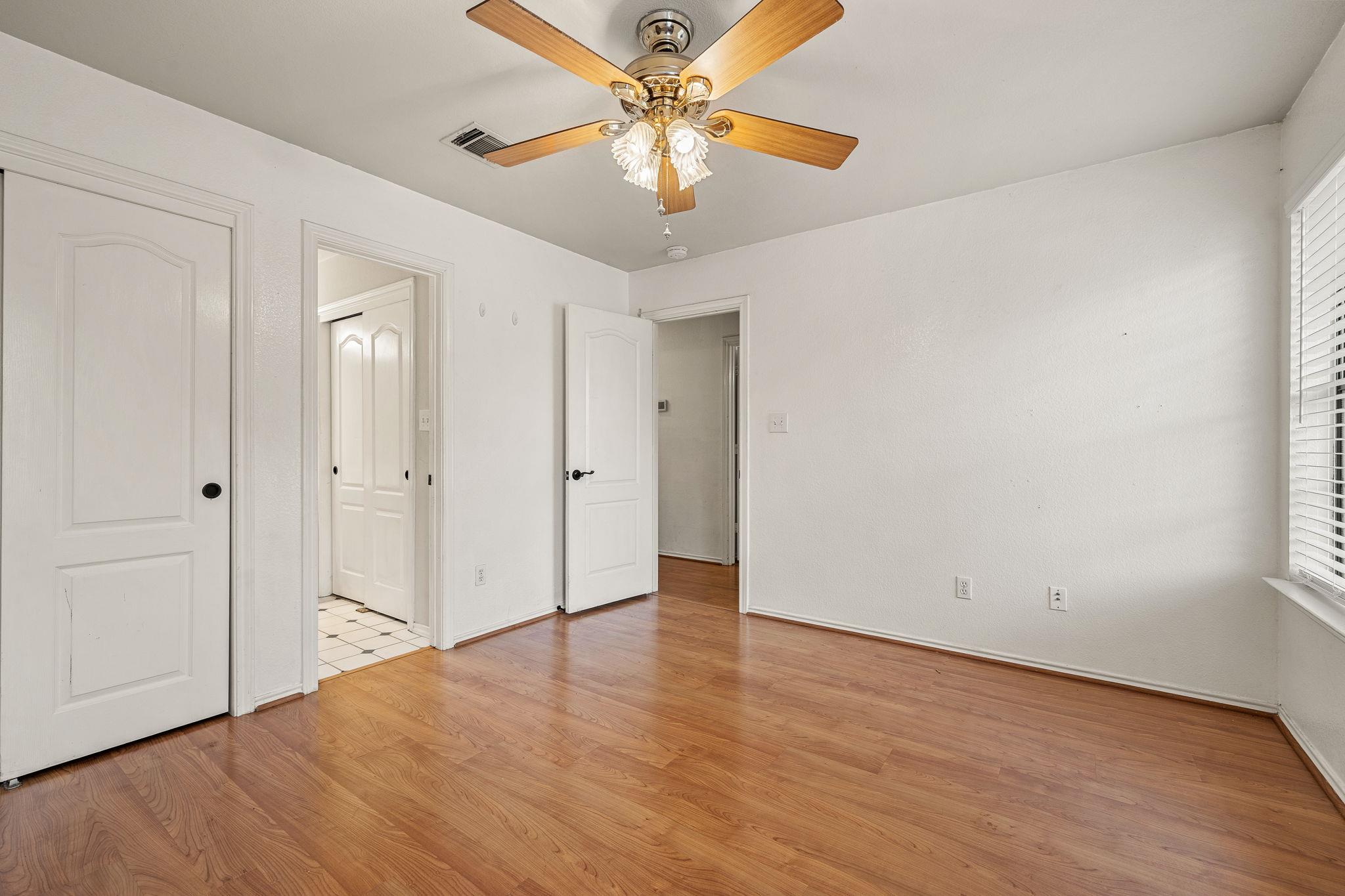 11901 Swearingen Dr # 130, Austin, TX 78758