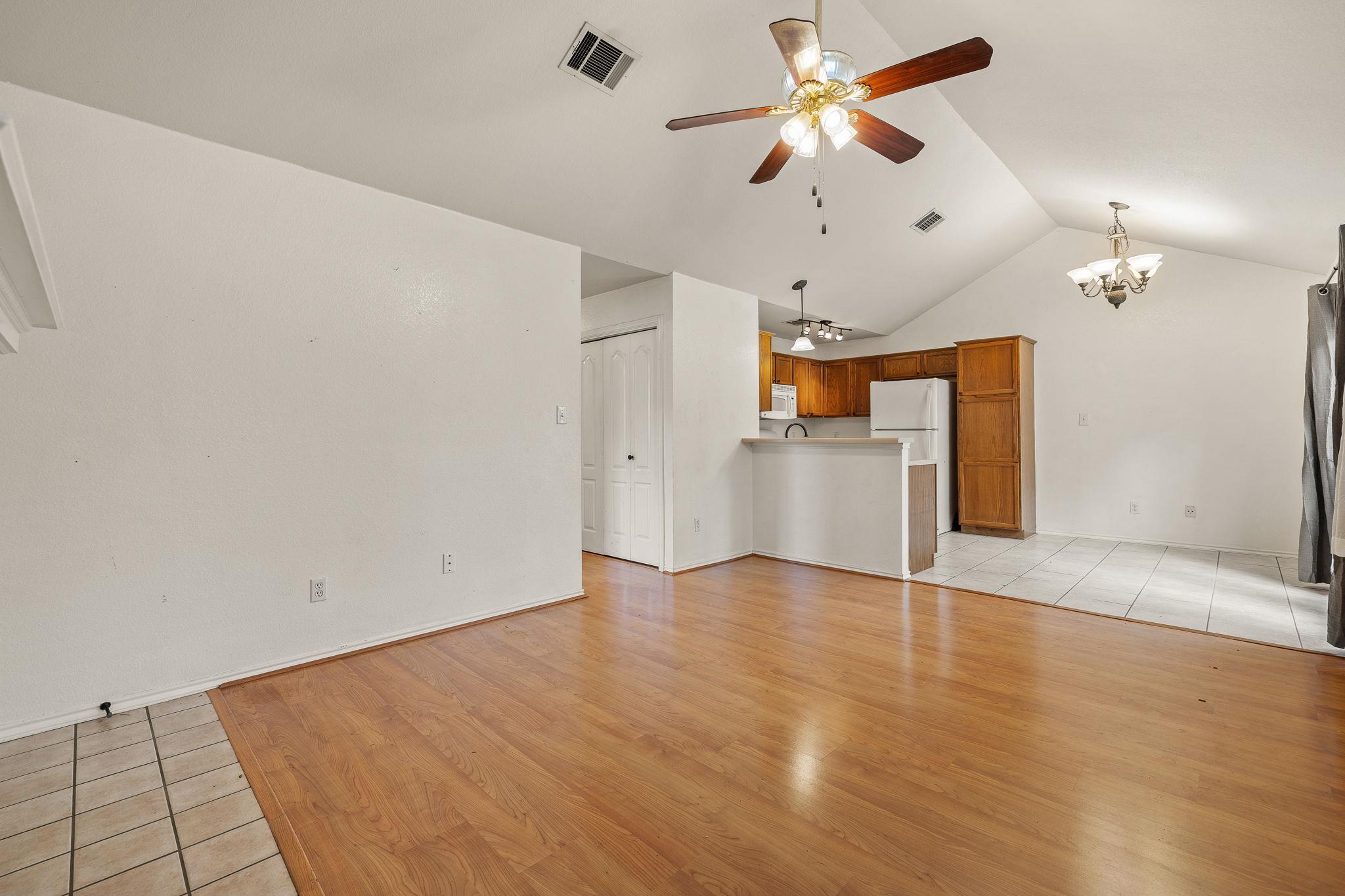 11901 Swearingen Dr # 130, Austin, TX 78758