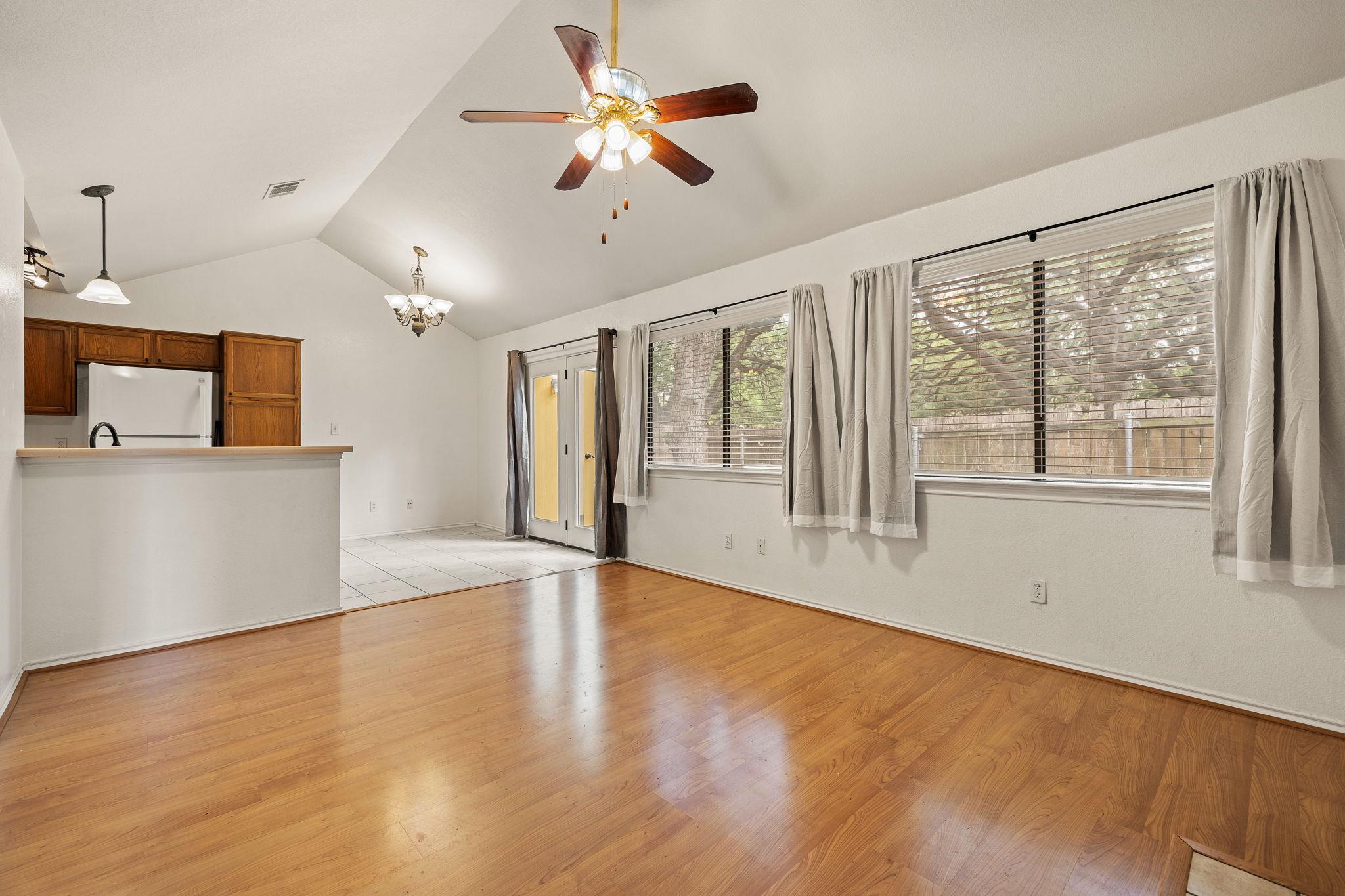 11901 Swearingen Dr # 130, Austin, TX 78758