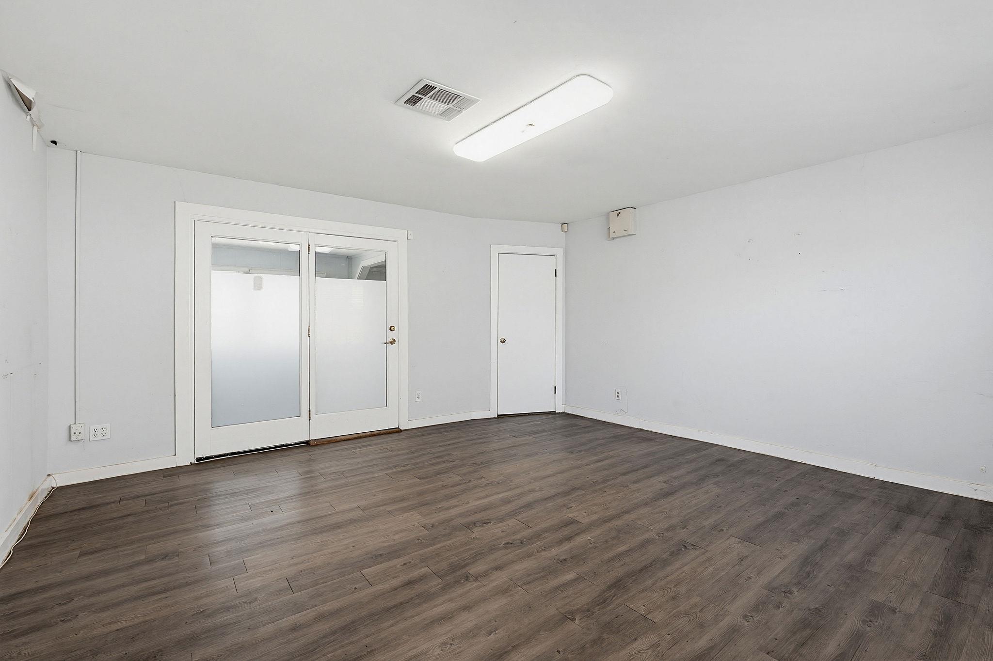 4208 S 1st St, Austin, TX 78745