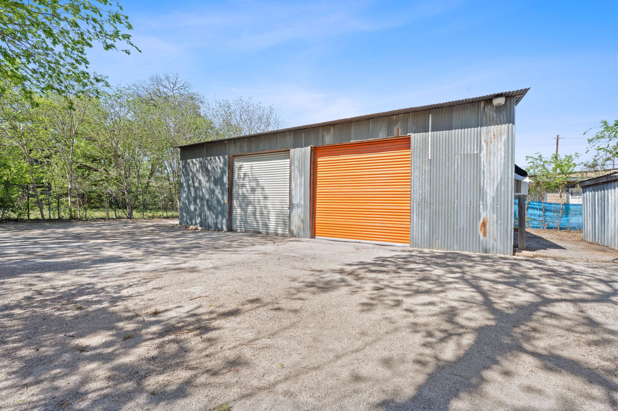 4208 S 1st St, Austin, TX 78745