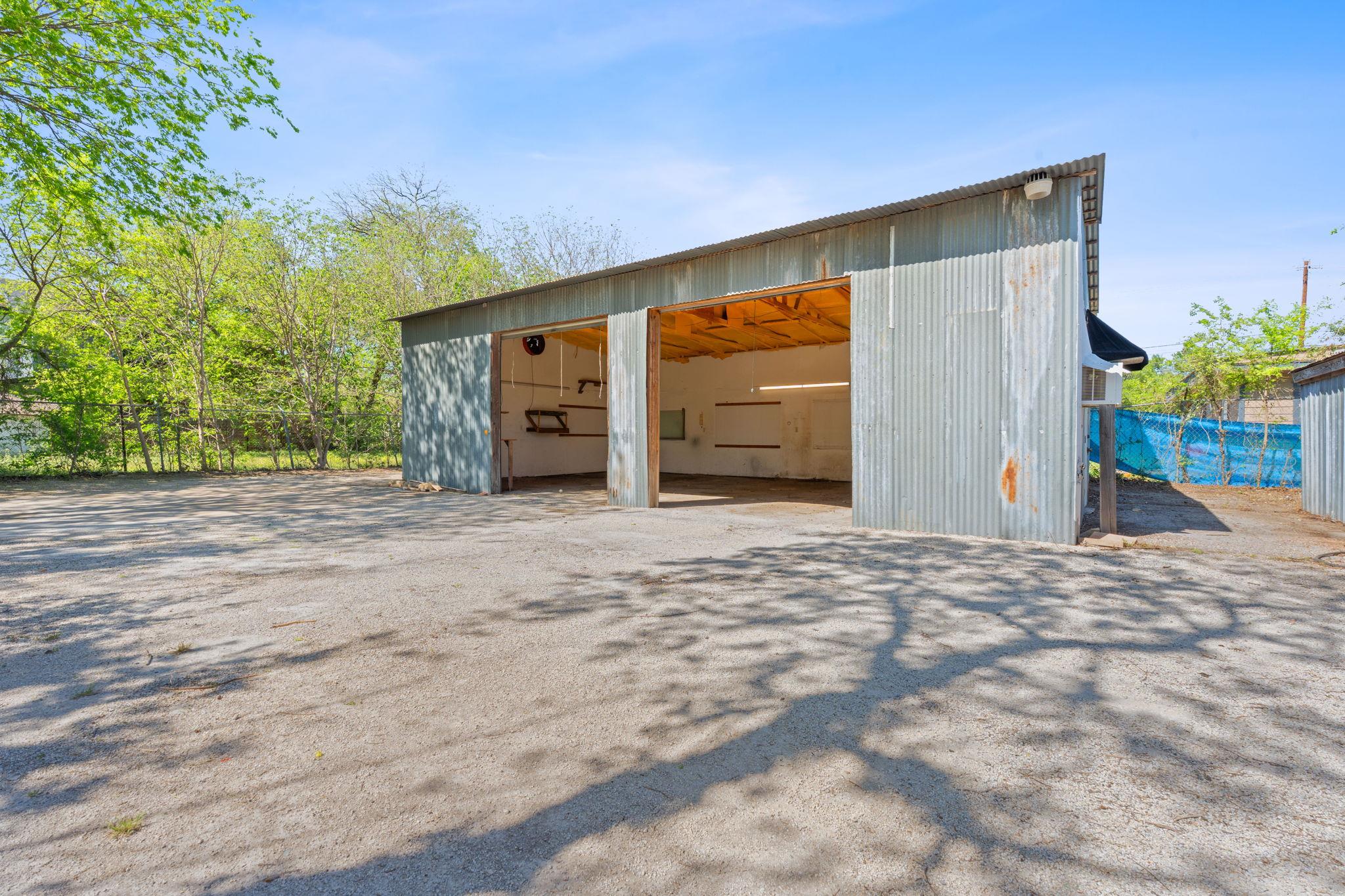 4208 S 1st St, Austin, TX 78745