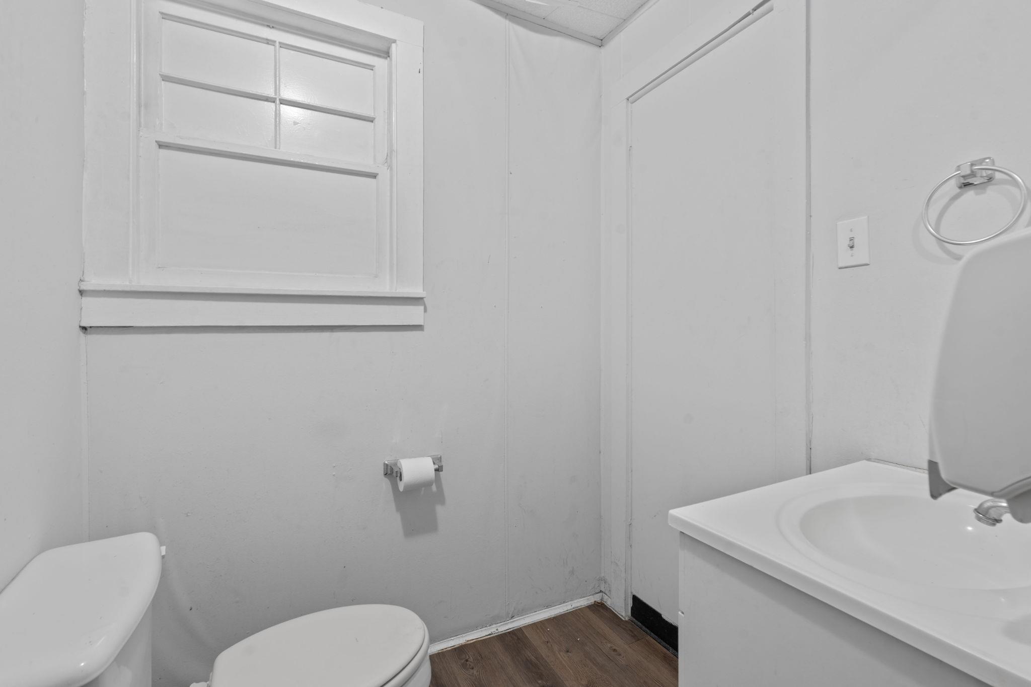 4208 S 1st St, Austin, TX 78745