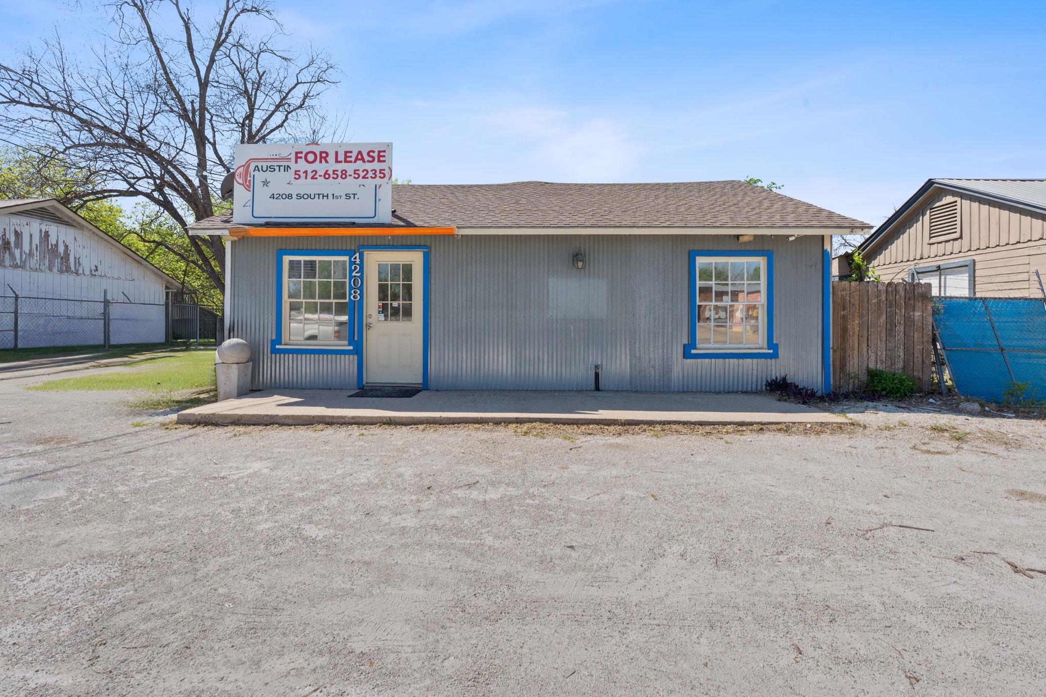 4208 S 1st St, Austin, TX 78745