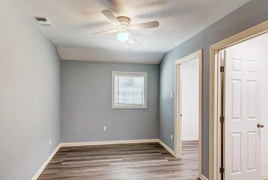 726 Kimbrough St, White Settlement, TX 76108