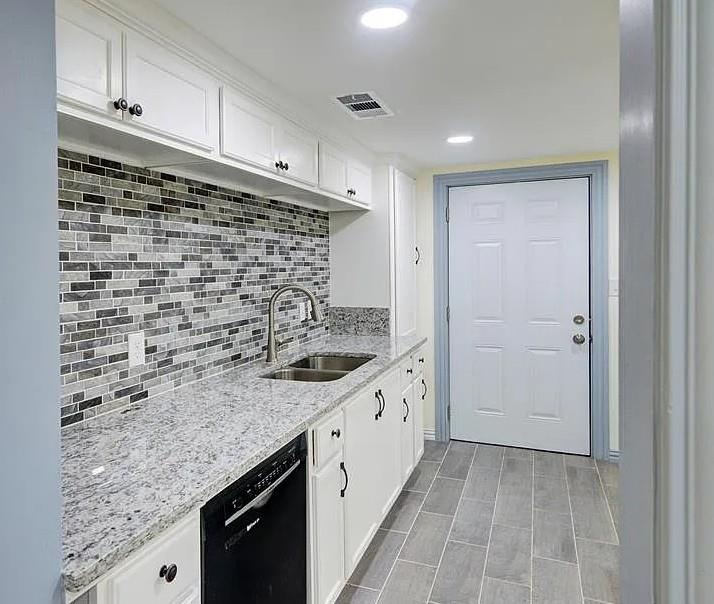 726 Kimbrough St, White Settlement, TX 76108