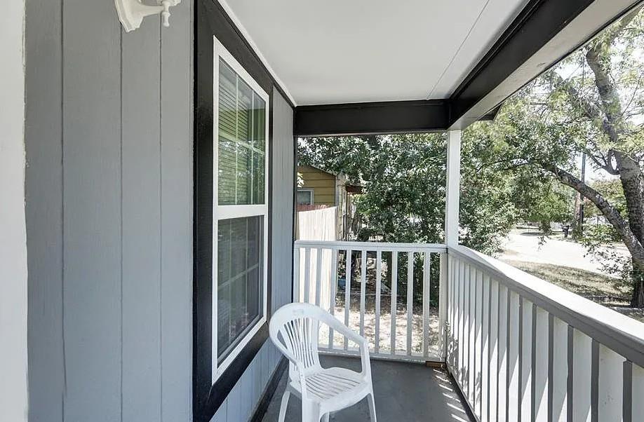 726 Kimbrough St, White Settlement, TX 76108