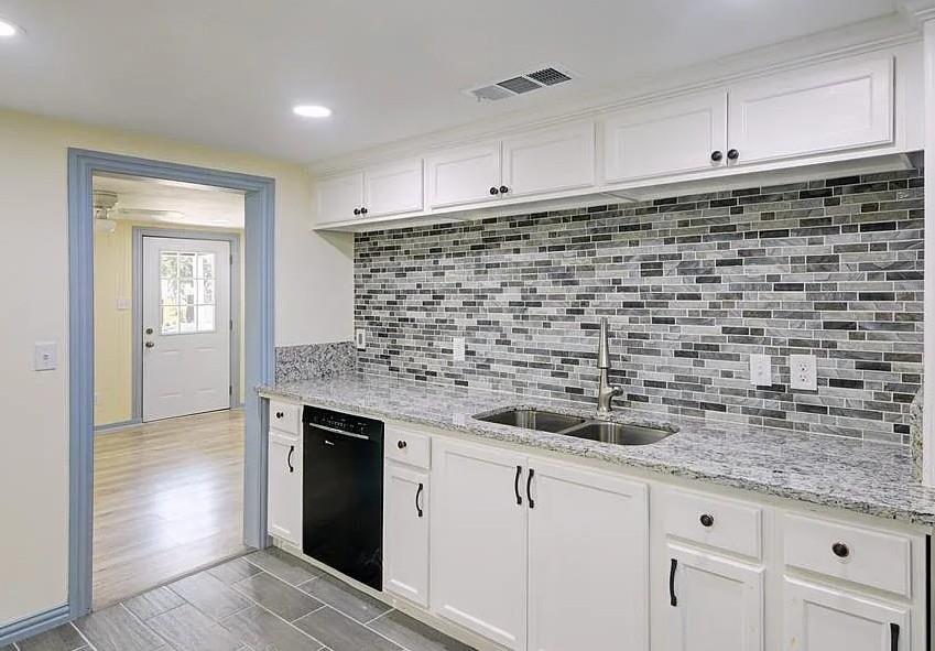 726 Kimbrough St, White Settlement, TX 76108