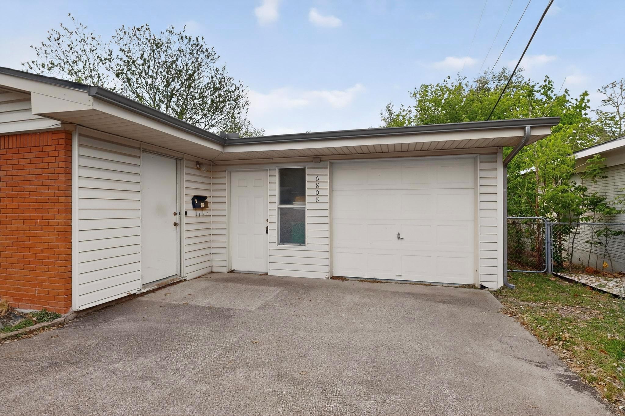 6808 Daugherty St, Austin, TX 78757