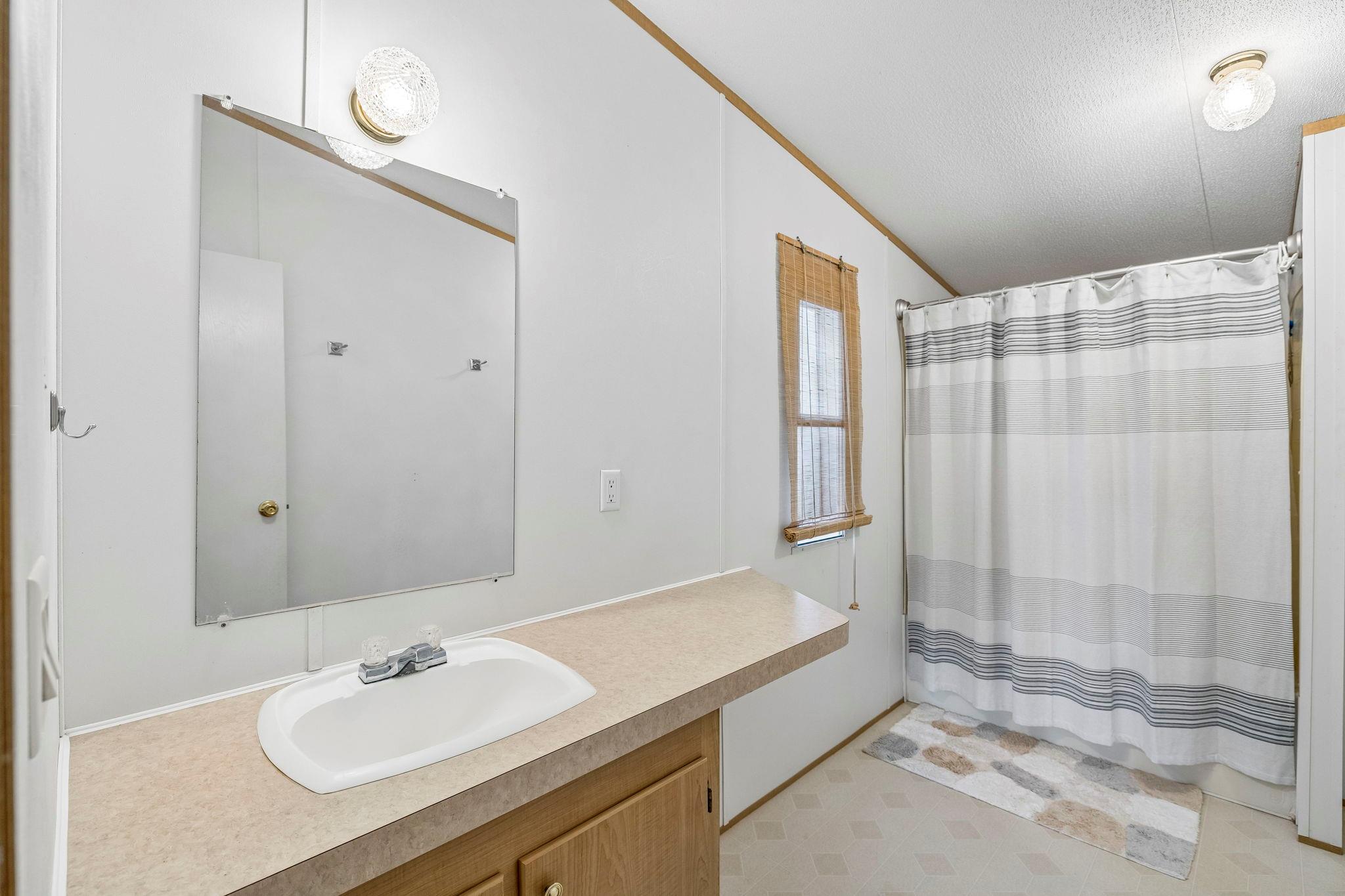 344 Shangrila Ln, New Braunfels, TX 78130